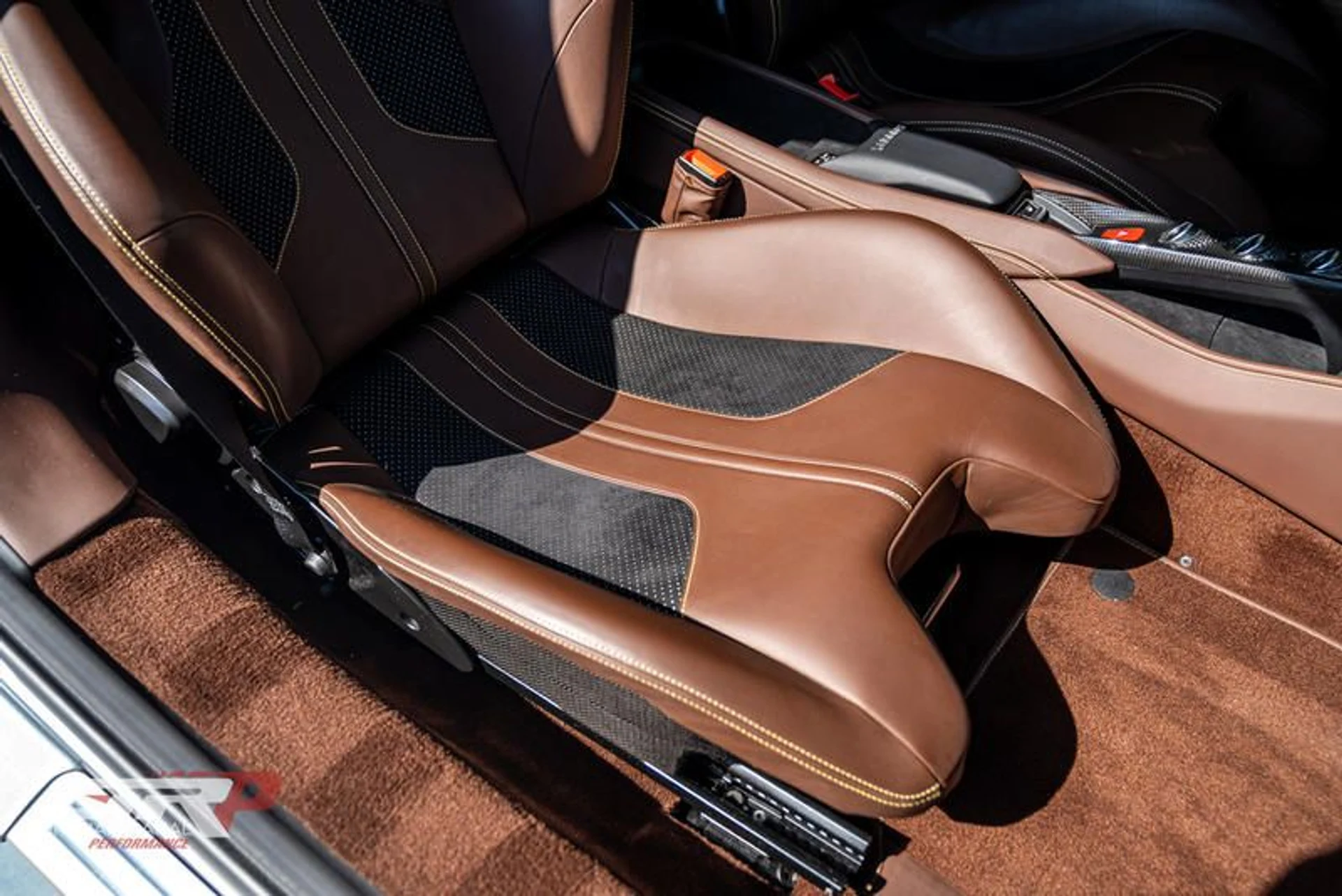 mph069_1588843466_66_CCEACA_EE_04_471_D_BC_54_C9_F3_B0_F5_B450_7579a96820