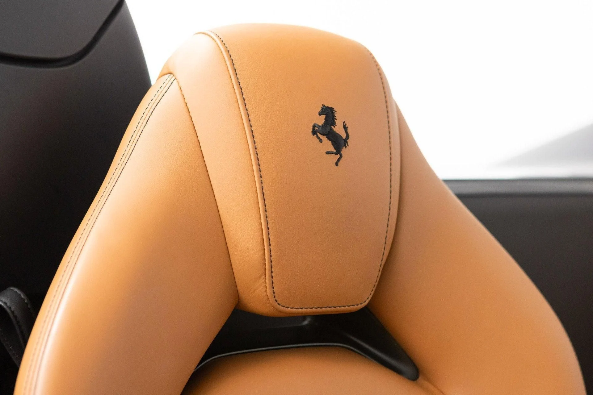 mph069_1611520417_Used_2017_Ferrari_488_Spider_1777367875_45404bc62f