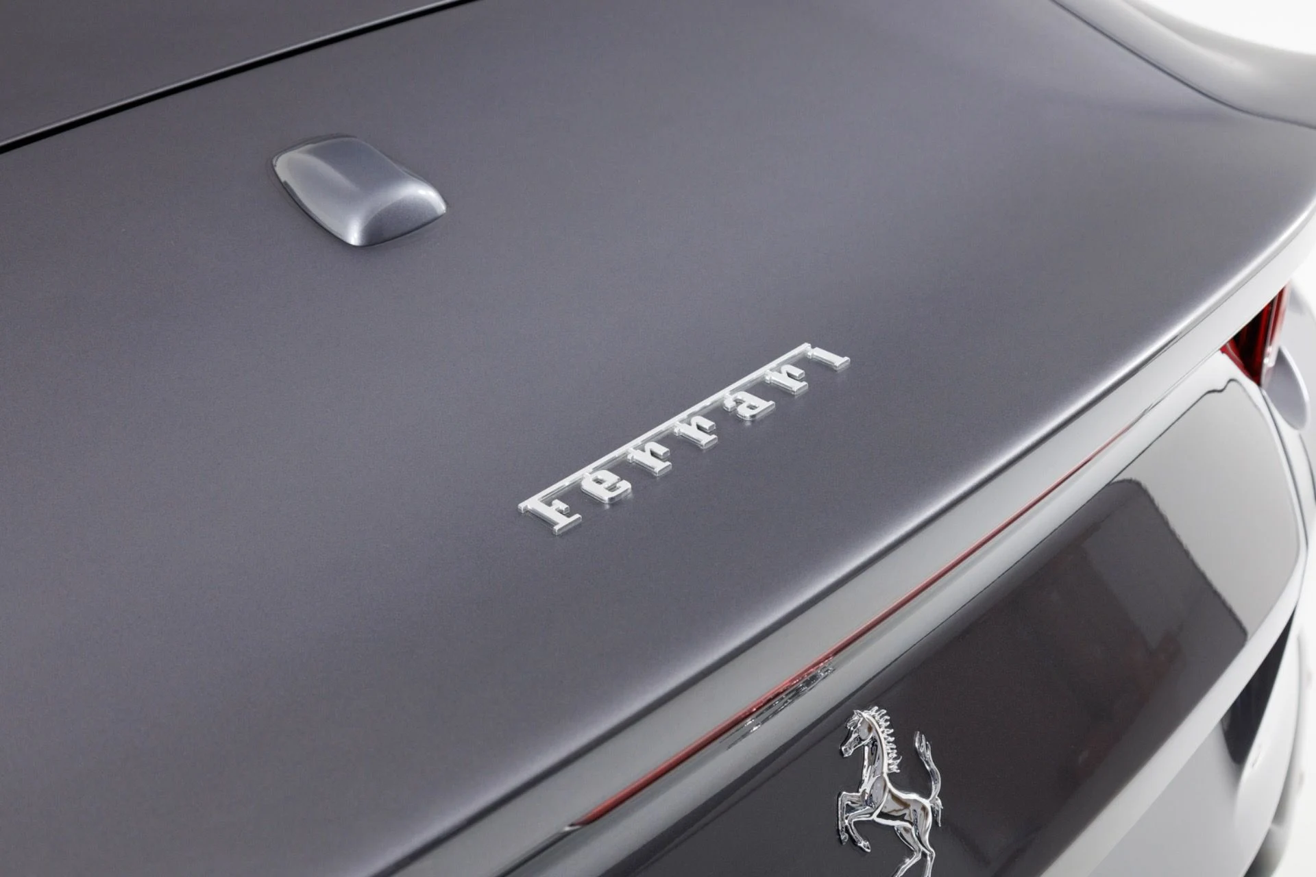 mph069_1663549126_Used_2021_Ferrari_812_GTS_1778536451_8348ddf4e6