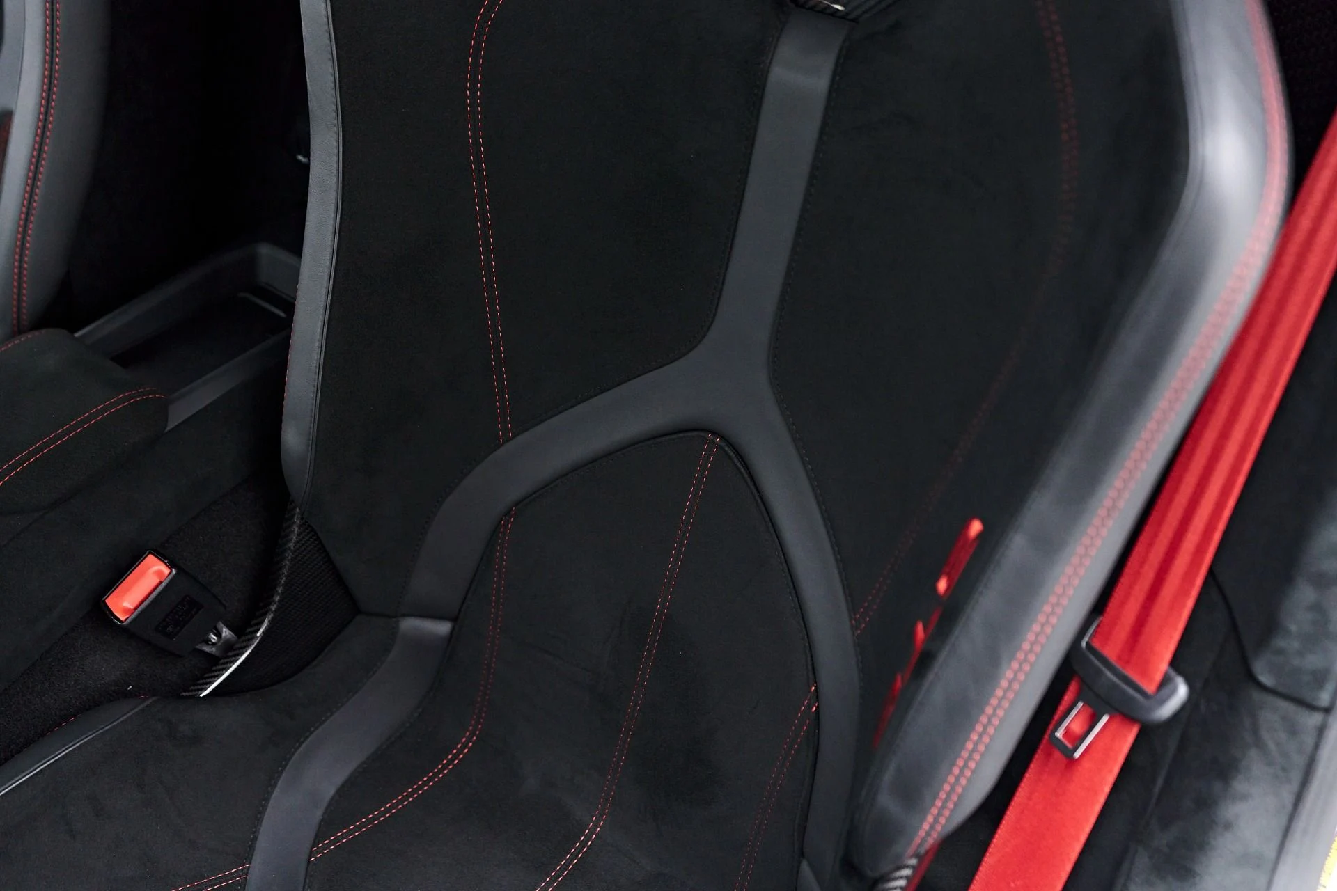 mph069_1709204881_Used_2023_Lamborghini_Huracan_STO_Base_1754673404_6d52d4249e