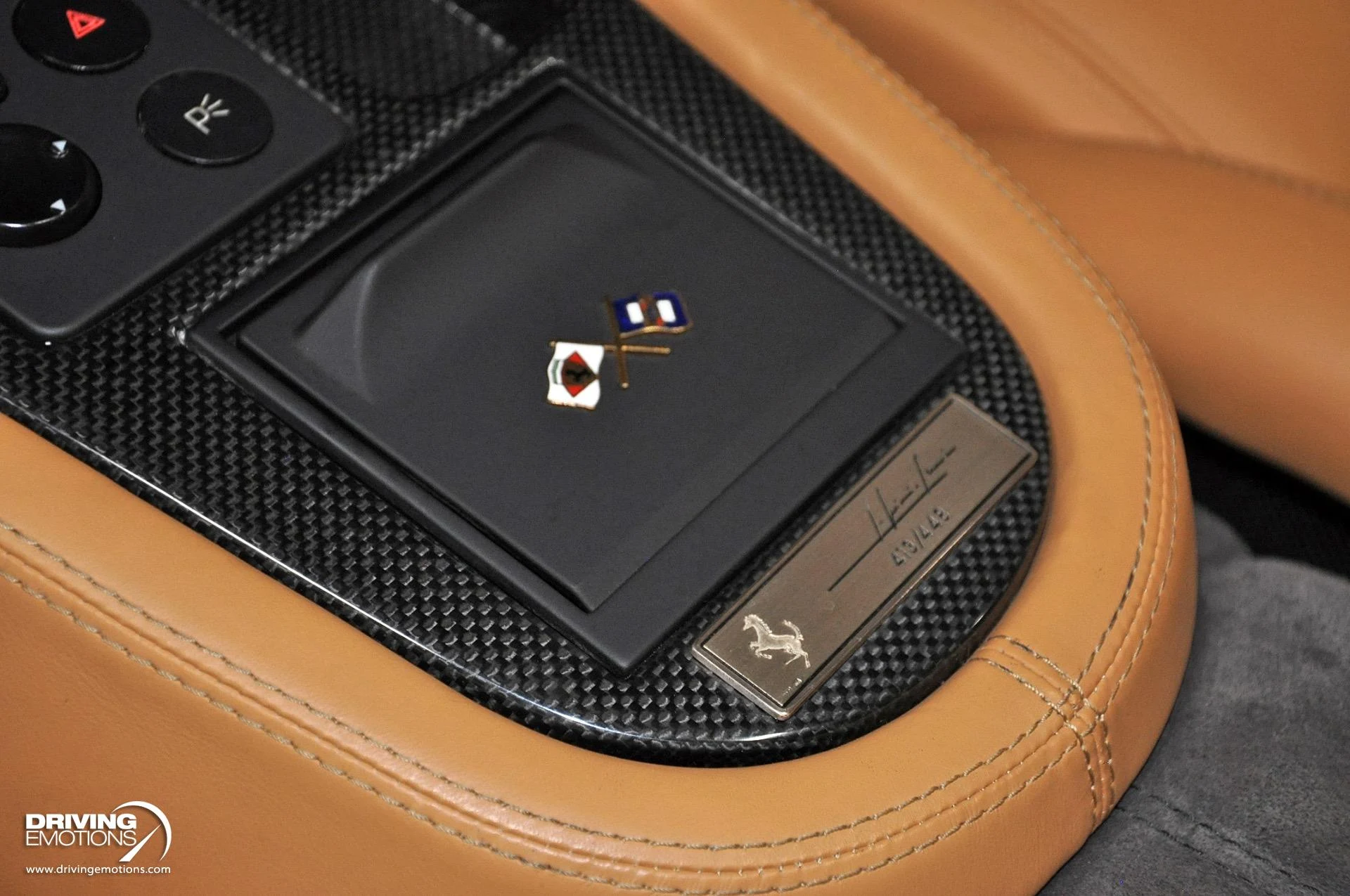 mph069_171005698_437_p70_l_676d502cb4