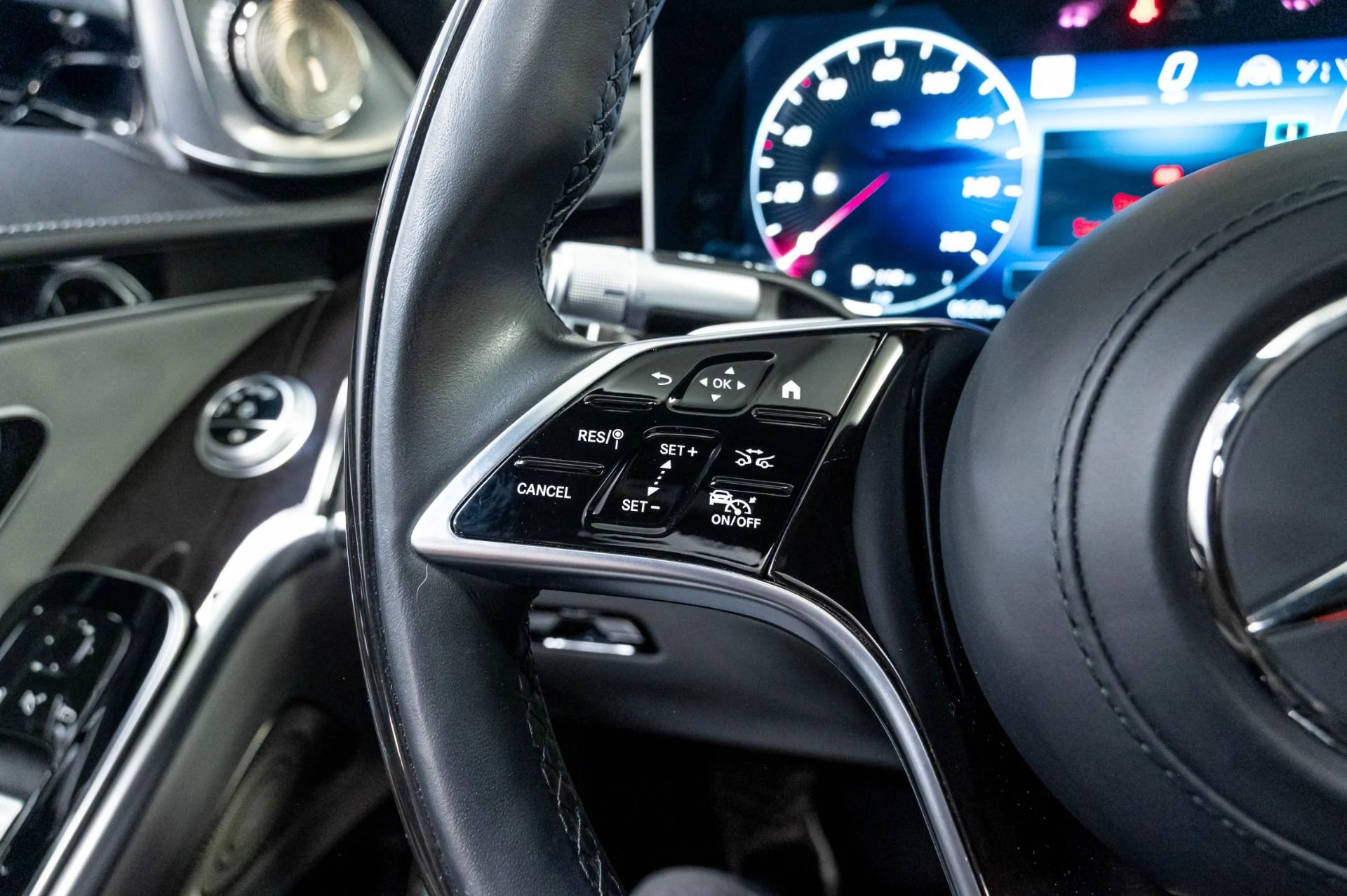 mph069_1720434723_Used_2024_Mercedes_Benz_S_Class_Maybach_S_680_4_MATIC_1777501614_b74a2ec725