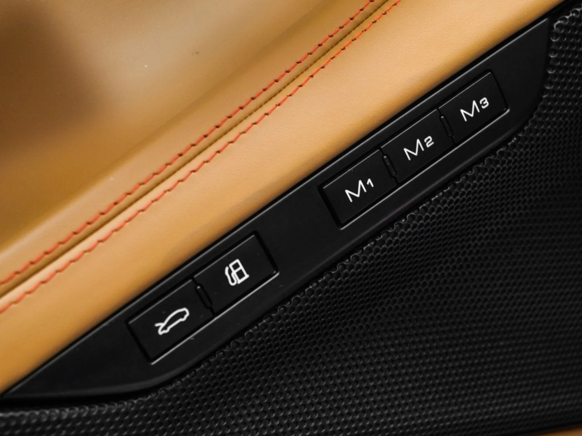 mph069_1728337007_70_f372f53701