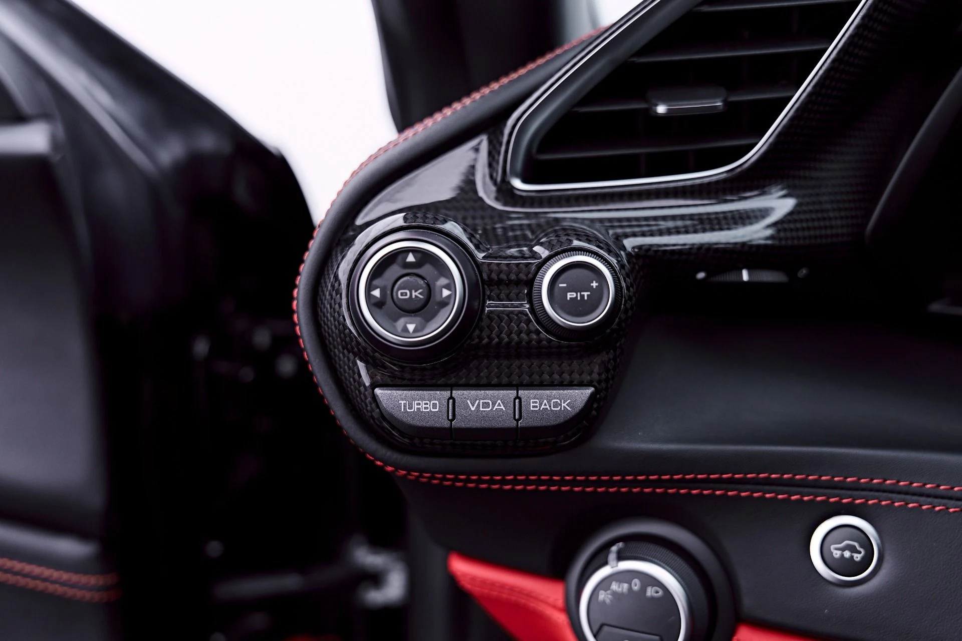 mph069_1749180083_Used_2018_Ferrari_488_Spider_Base_1782759917_87096f322e