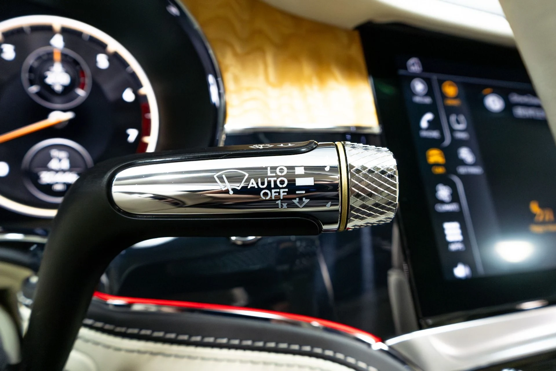 mph069_1753269312_Used_2021_Bentley_Flying_Spur_W12_1772665896_6c6e16bb6c