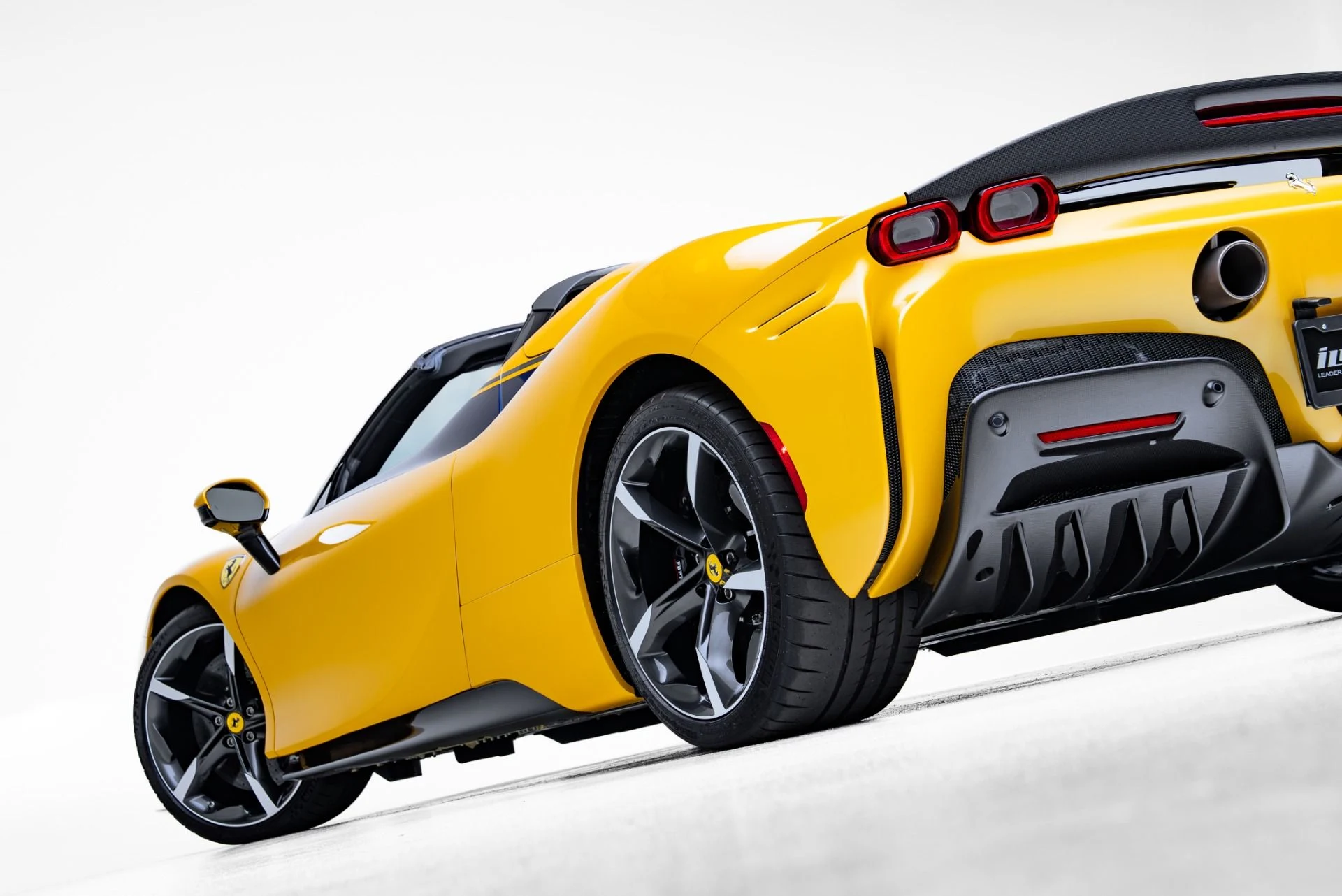 mph069_1755482220_Used_2023_Ferrari_SF_90_Spider_1773351292_588a70dd65