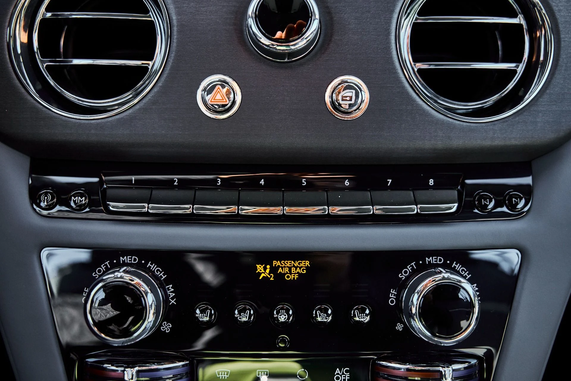 mph069_1796815378_Used_2024_Rolls_Royce_Spectre_Mansory_1776840157_999eeb6051