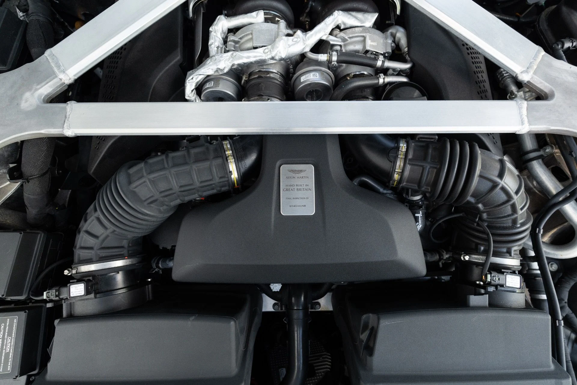 mph069_1815658737_Used_2023_Aston_Martin_Vantage_V8_1773336844_1f0ee25de9