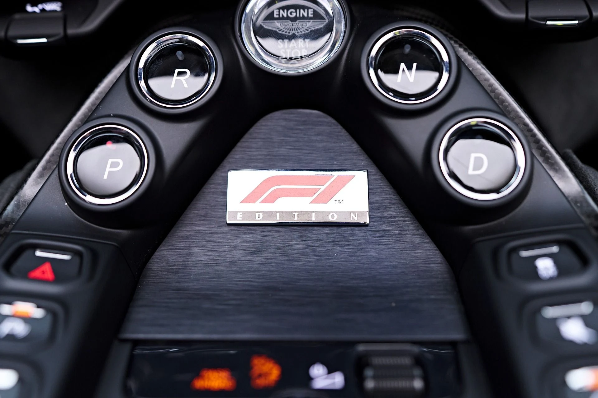mph069_1859065719_Used_2023_Aston_Martin_Vantage_F1_Edition_1754013179_95d859c9c7