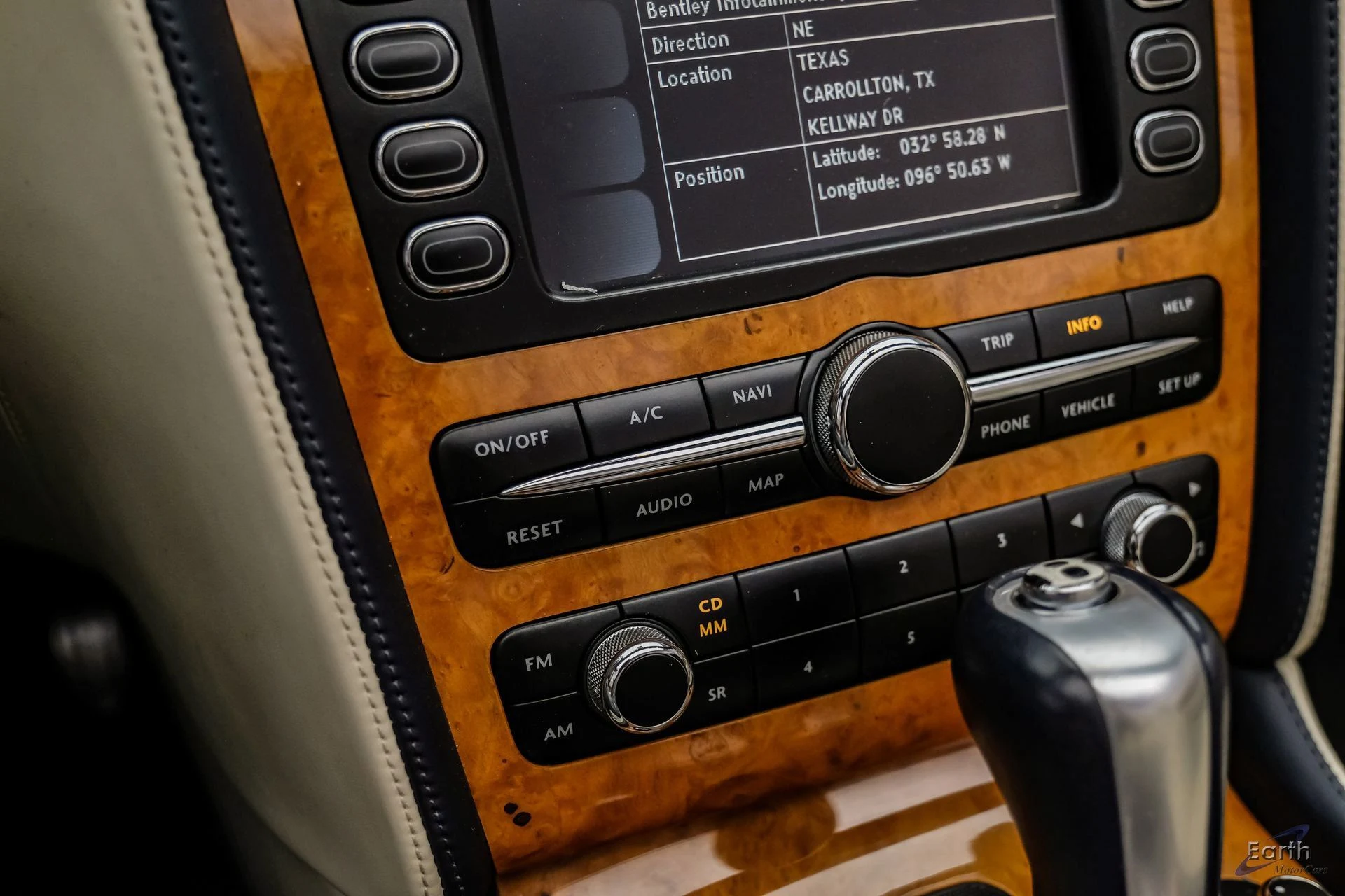 mph069_1954383086_e2b64839420375ddb7a4279b73cd6f01x_054a9ced6f