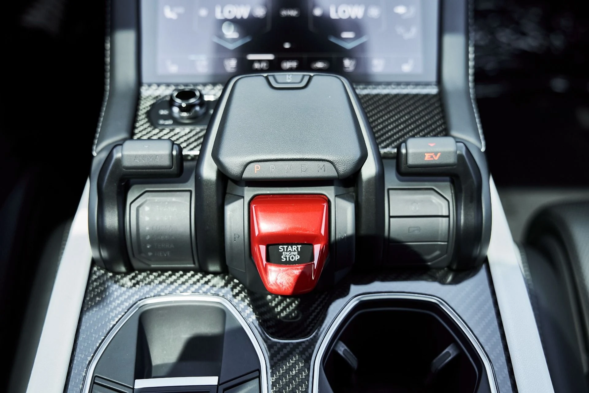 mph069_195725903_Used_2025_Lamborghini_Urus_SE_1781314298_c32d424508