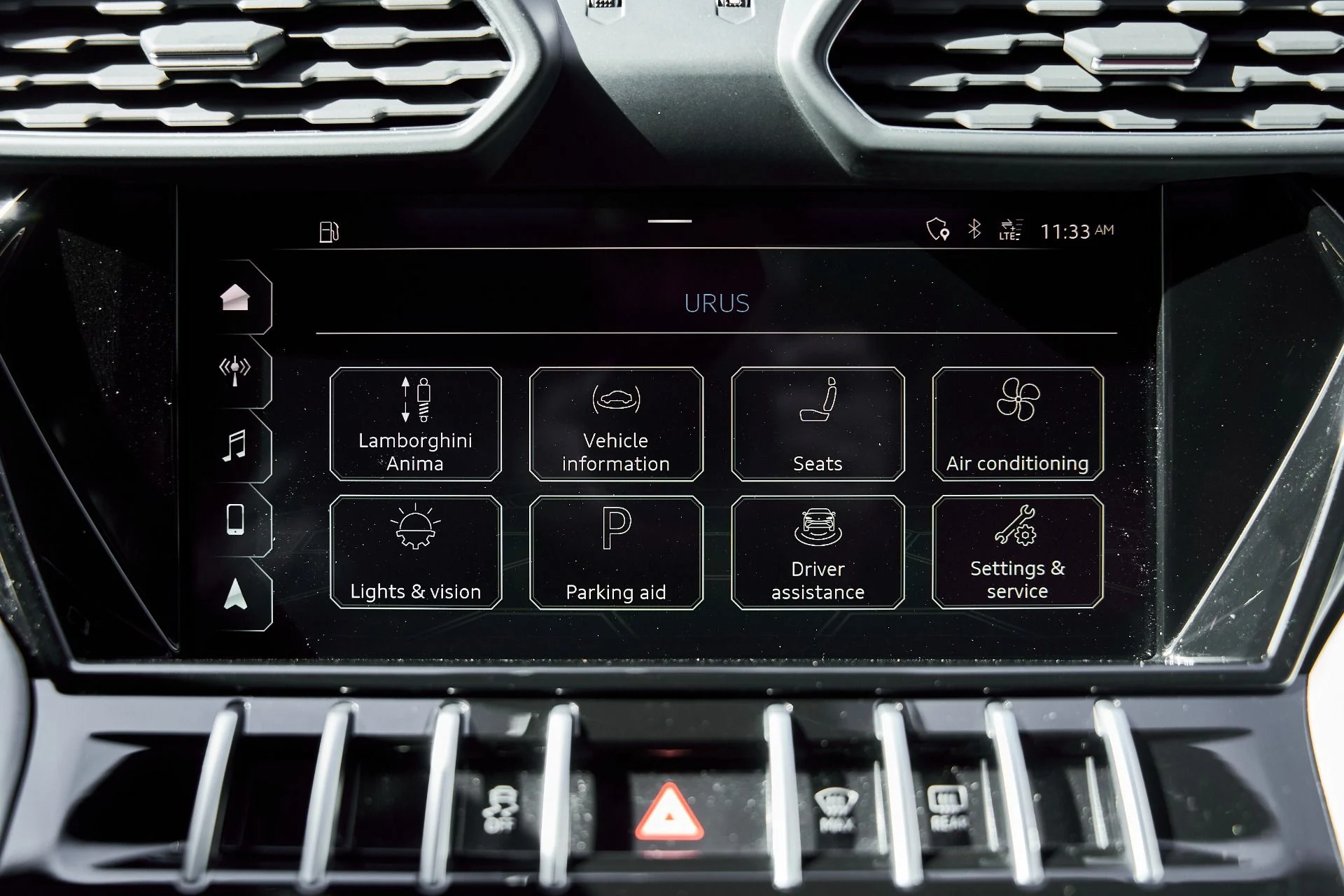 mph069_2047593383_Used_2021_Lamborghini_Urus_1771987889_e0c9a48789