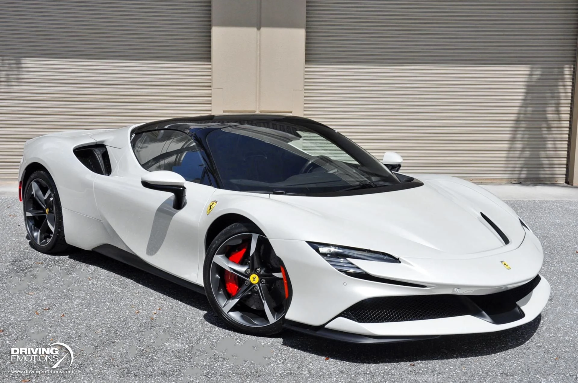 mph069_2053972277_859_p70_l_21f3089169