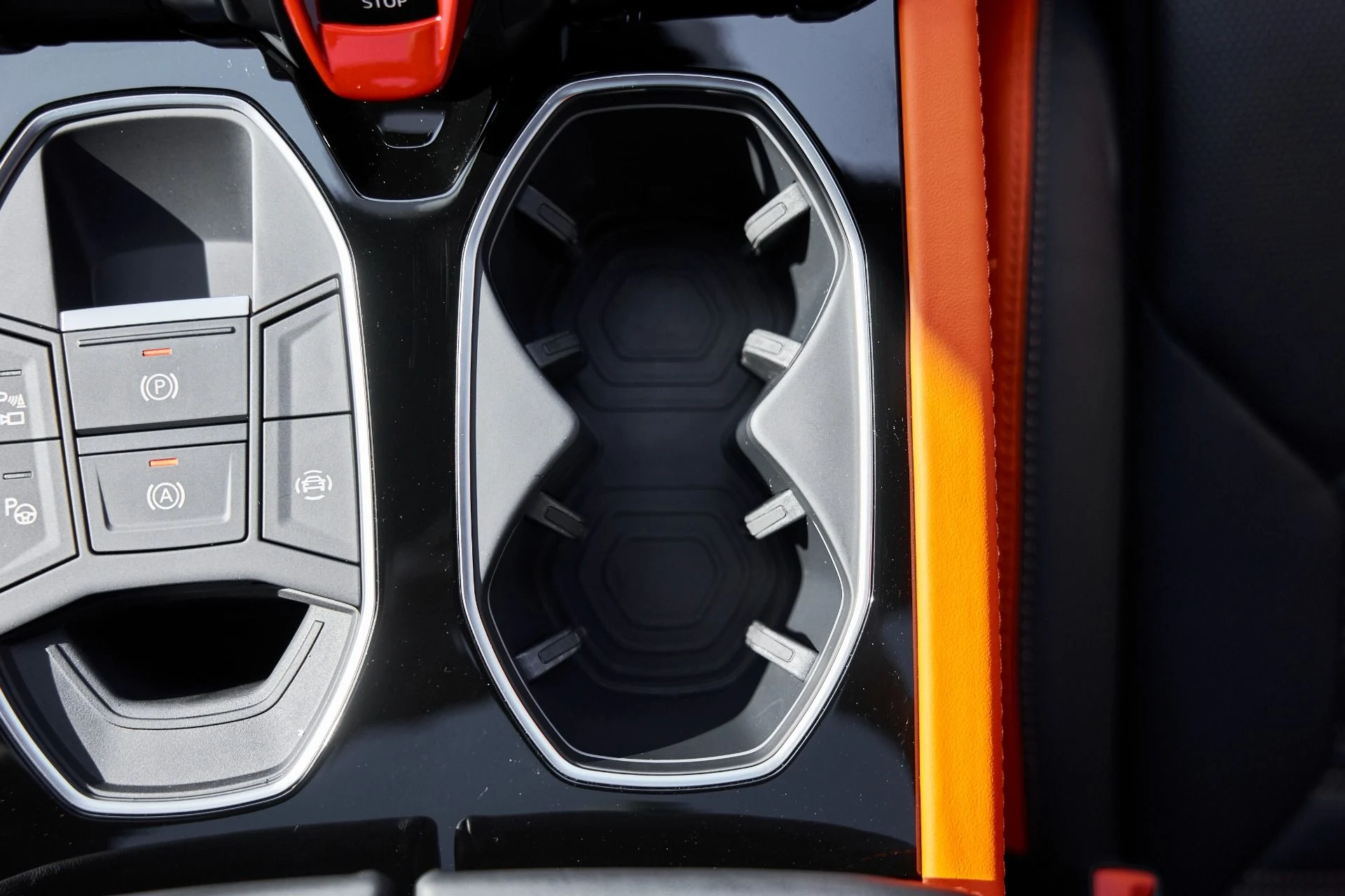 mph069_2057376286_Used_2025_Lamborghini_Urus_SE_1770086539_172c5821f3