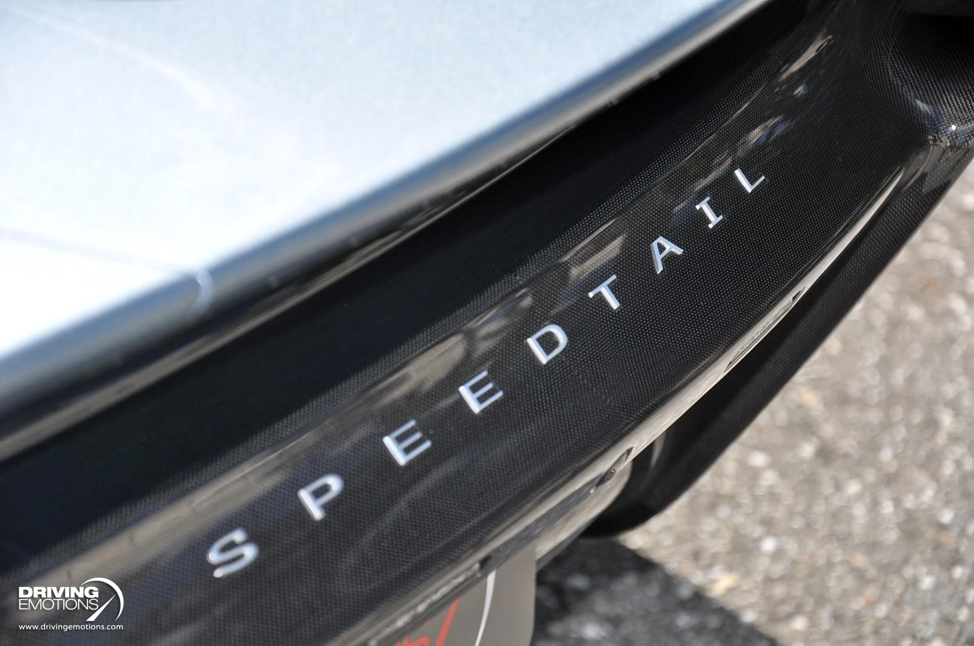 mph069_2060285725_821_p70_l_2512a90ab8