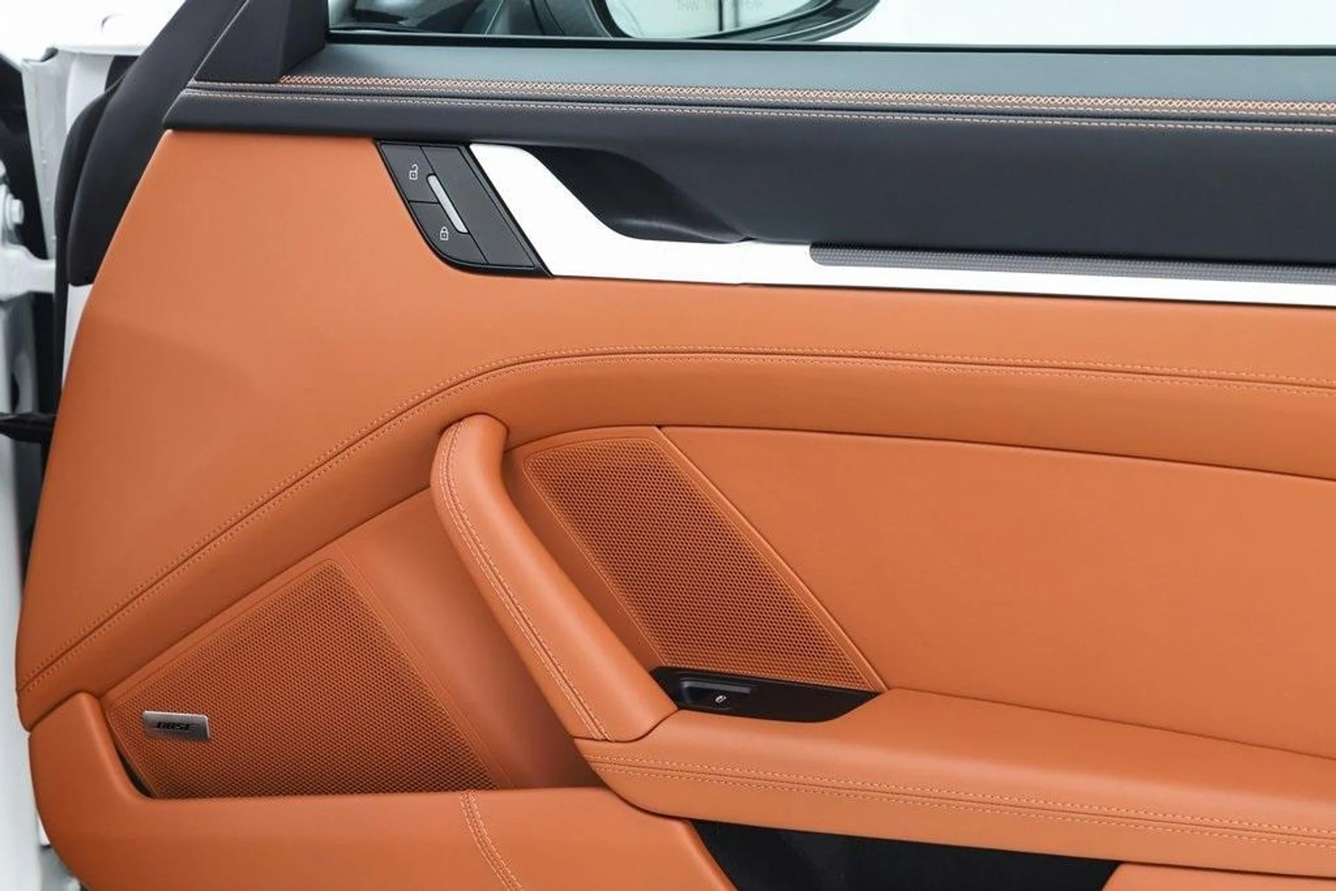 mph069_2065652655_i5_Anb_H_Lyrae92_Xzt_Nc_DK_8_IAB_Aw_A_773f281e20