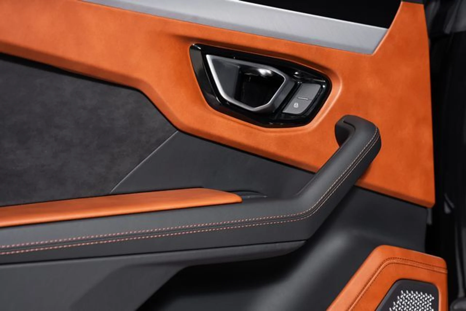 mph069_2094915682_83fc7b6ad82f4a680e6abade46979a49x_0a7d351e39