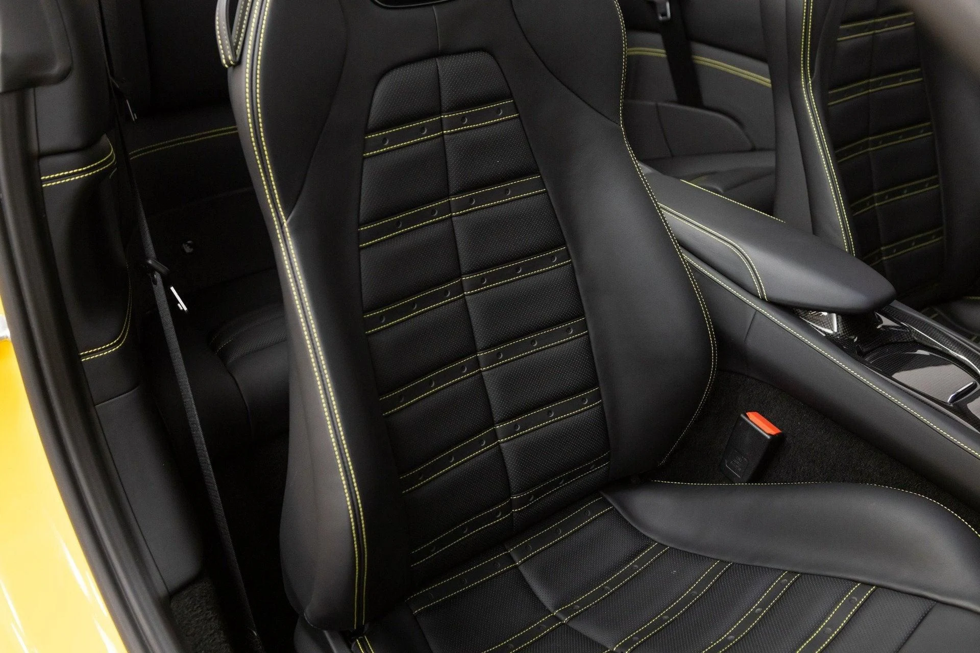 mph069_2115429142_Used_2020_Ferrari_Portofino_1777367946_404251e93a