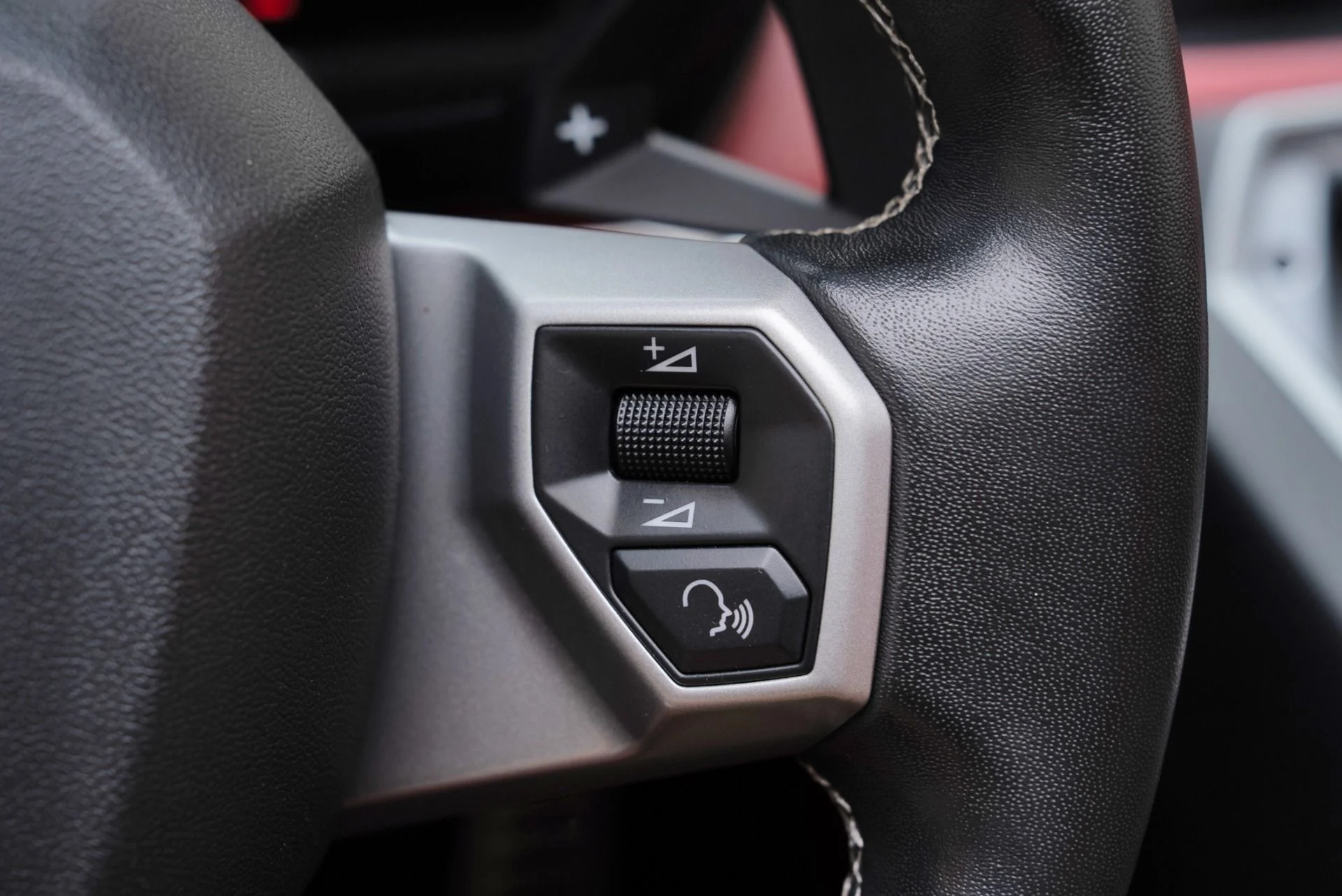 mph069_214191545_Used_2018_Lamborghini_Aventador_Roadster_LP_740_4_S_1779296904_401d0e1508