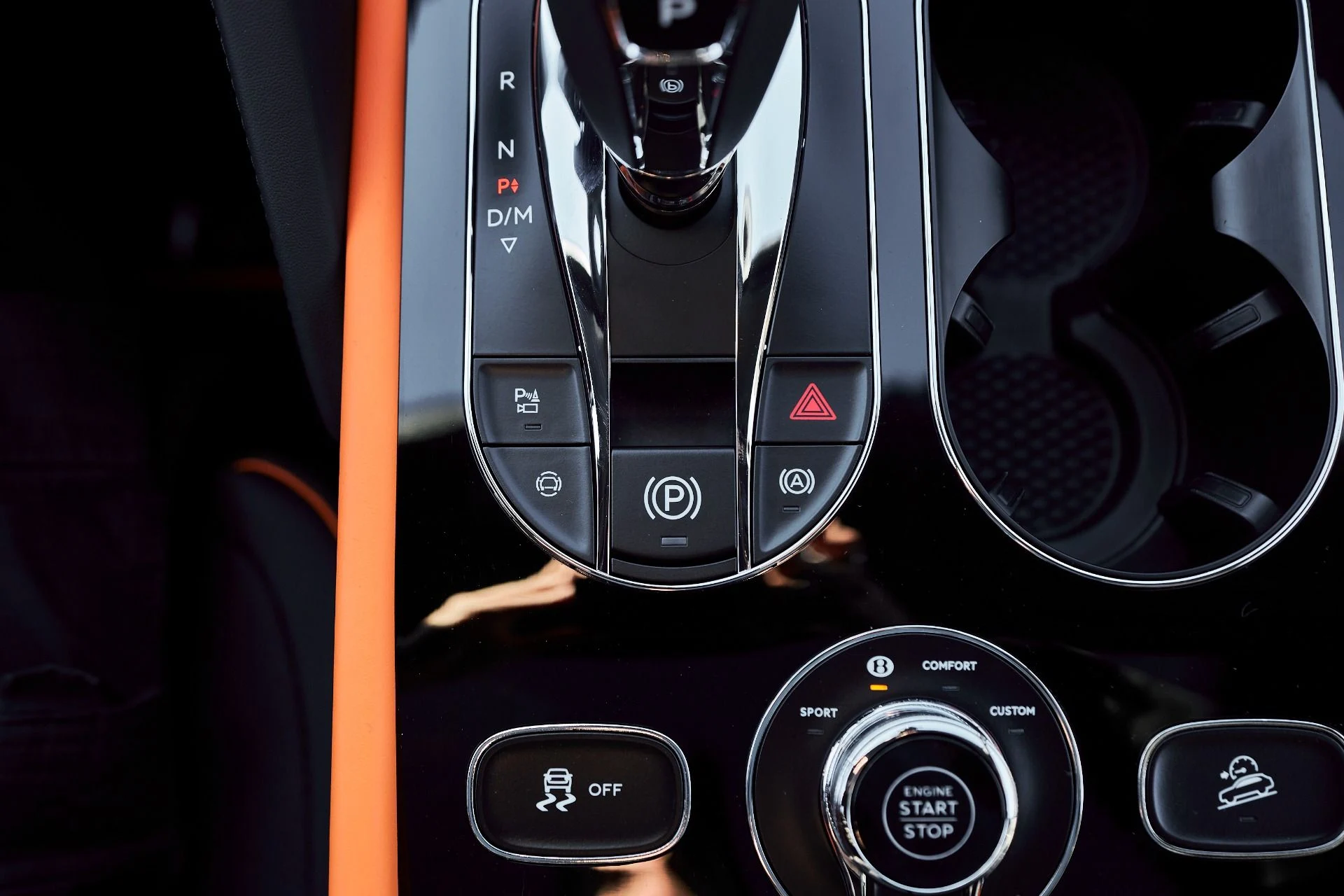 mph069_2164982456_Used_2025_Bentley_Bentayga_S_Black_Edition_1764904281_7e8445f727