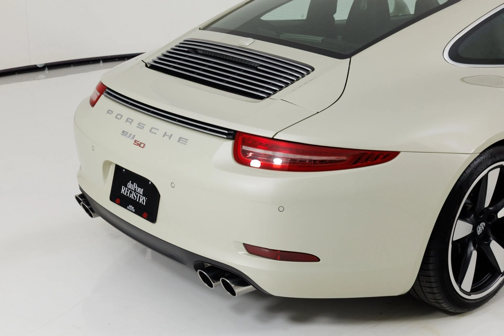 mph069_2165531550_Used_2014_Porsche_911_Carrera_S_1781907468_71d58f02e1