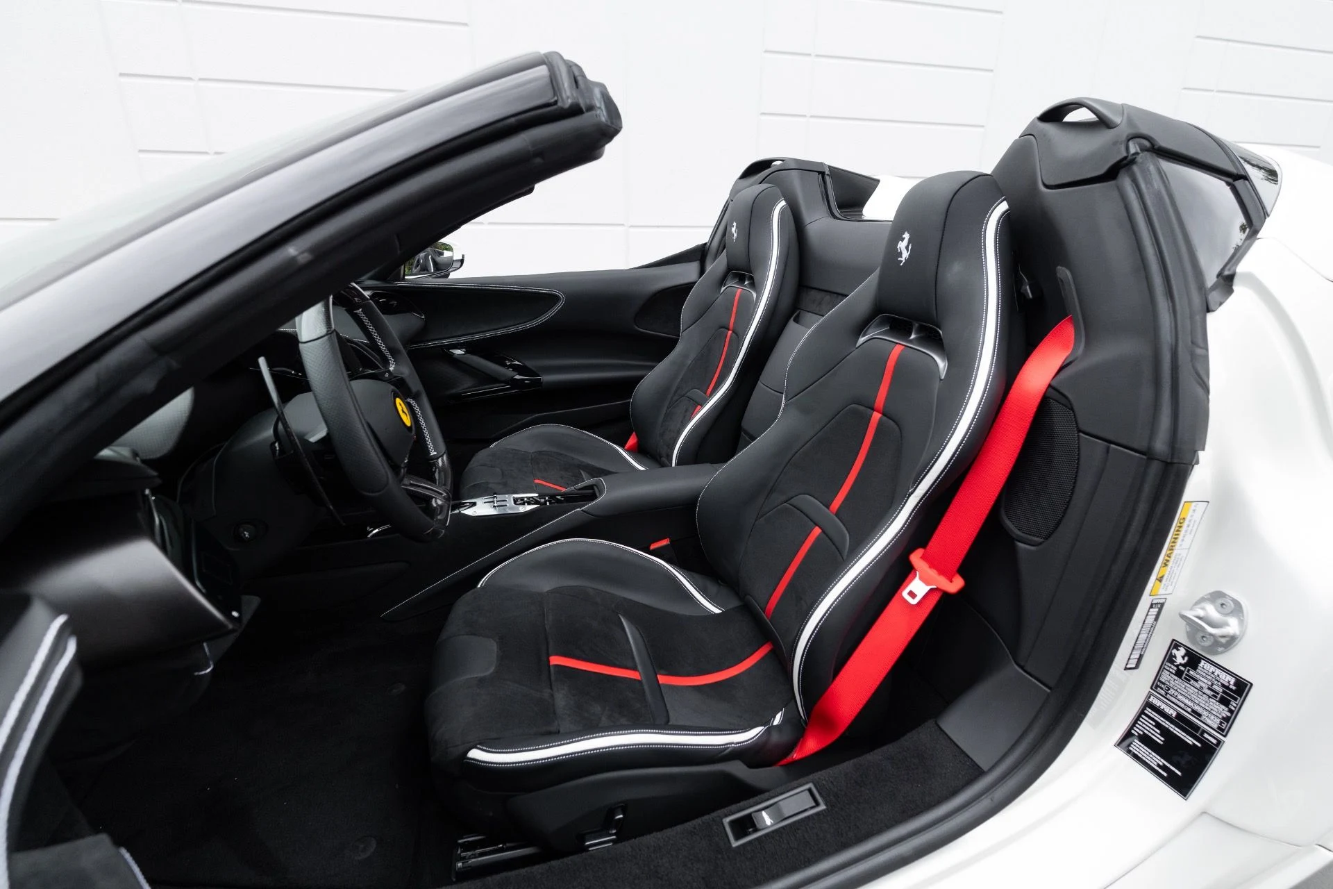 mph069_2165938581_Used_2024_Ferrari_SF_90_Spider_1775624514_b5969895ab