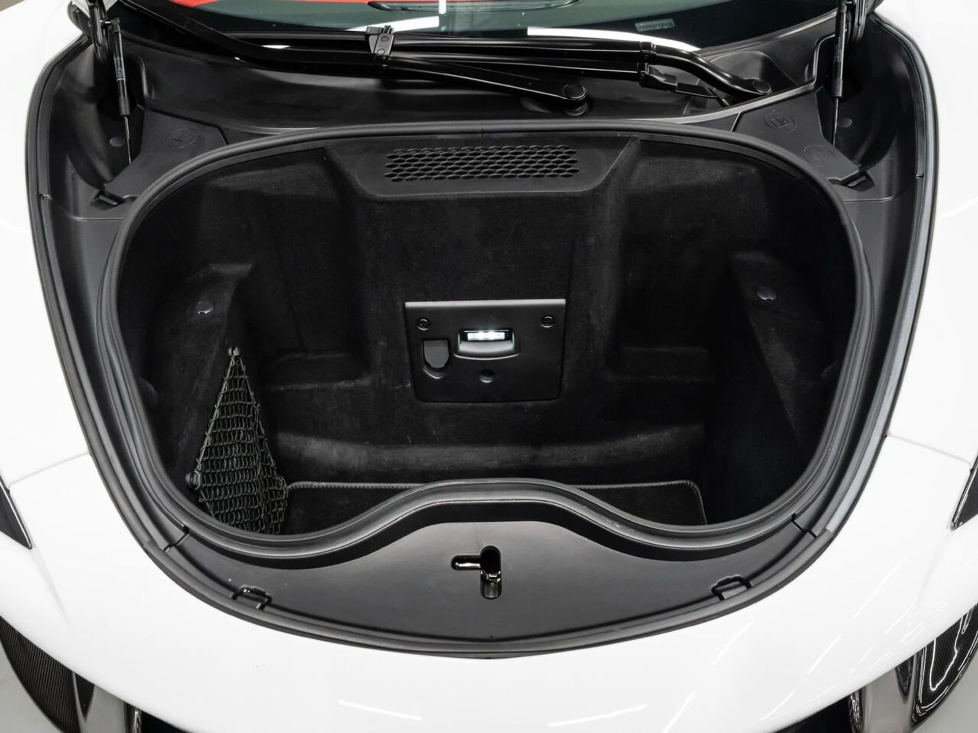 mph069_2257279505_mclaren_570s_2019_85d6494818