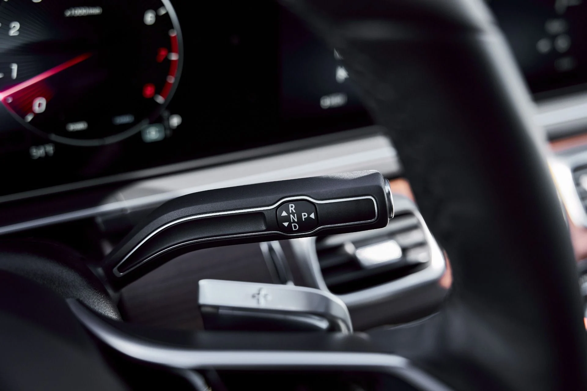 mph069_2258302596_Used_2025_Mercedes_Benz_GLS_Maybach_GLS_600_1771467933_f95ad46483