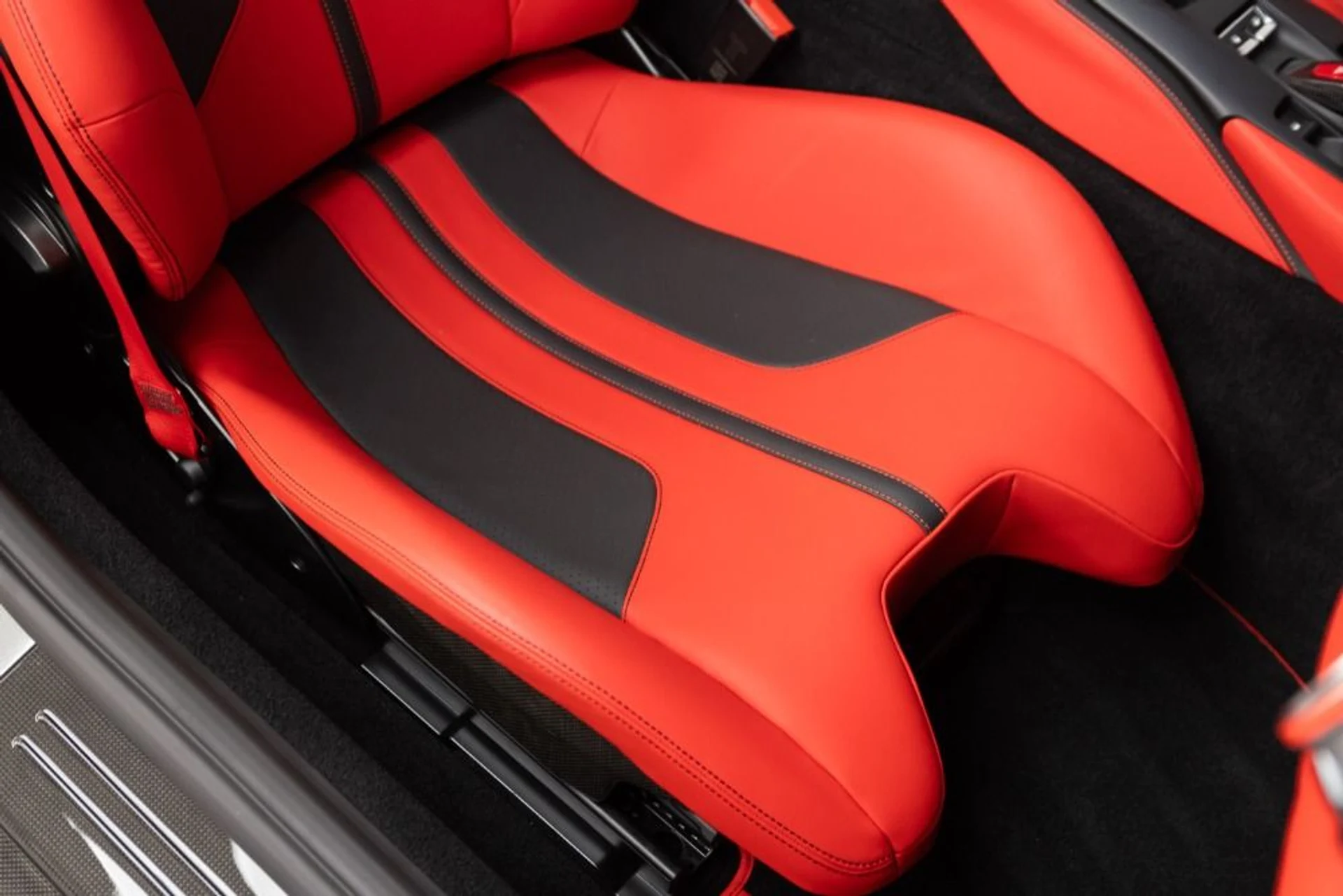 mph069_2268493970_Used_2023_Ferrari_812_GTS_123364c411