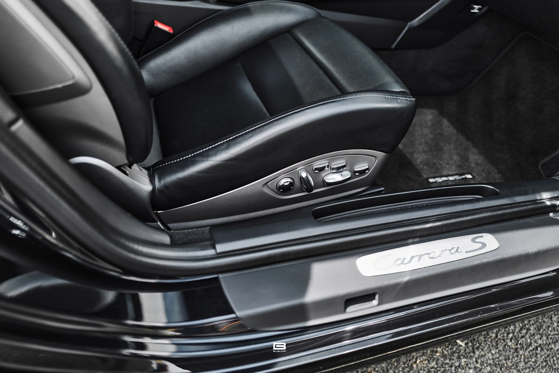 mph069_2302878453_69d84639e29b59fd95e49181_L1210108_bf18a25b48