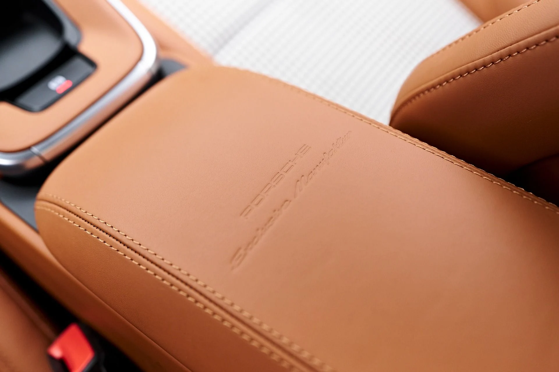 mph069_2308556564_Used_2024_Porsche_911_Carrera_S_1758752863_cf8919801c