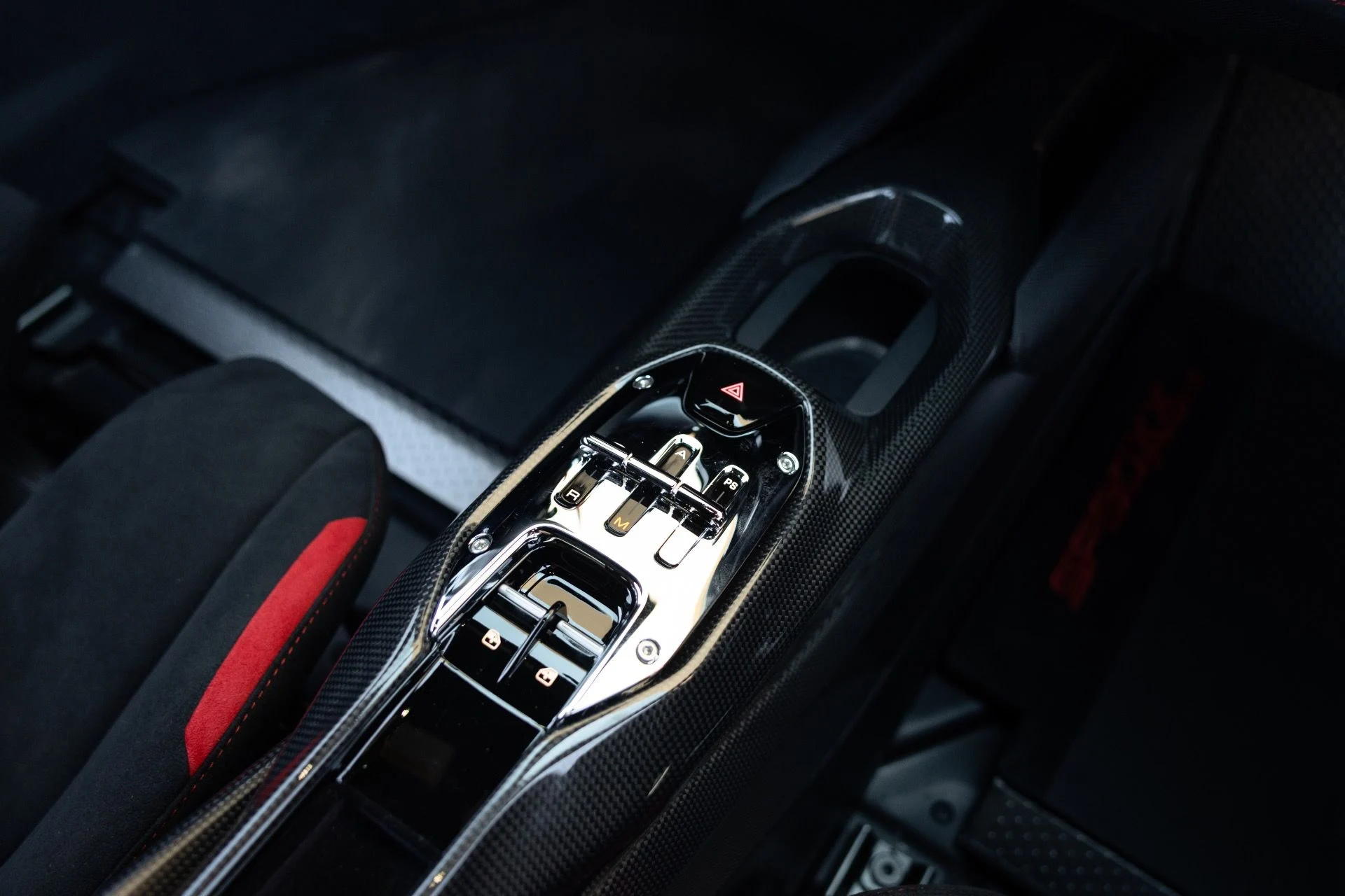 mph069_2412798402_Used_2025_Ferrari_SF_90_XX_Stradale_1791844295_14e16f6065