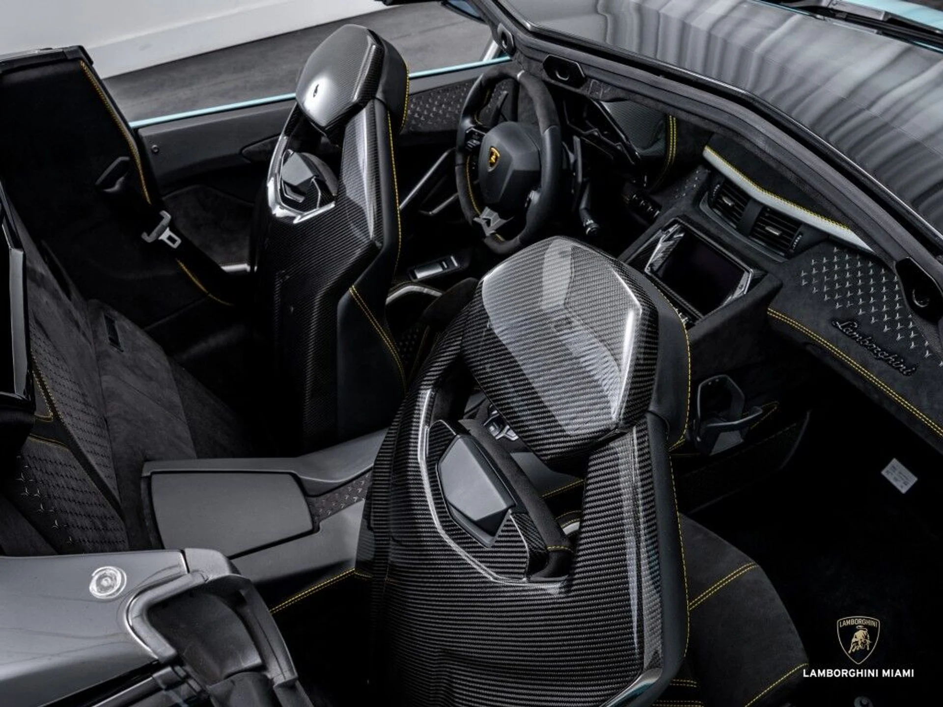 mph069_2416813296_522c490965f937d2e933b3d32185896f_4237d1aed6