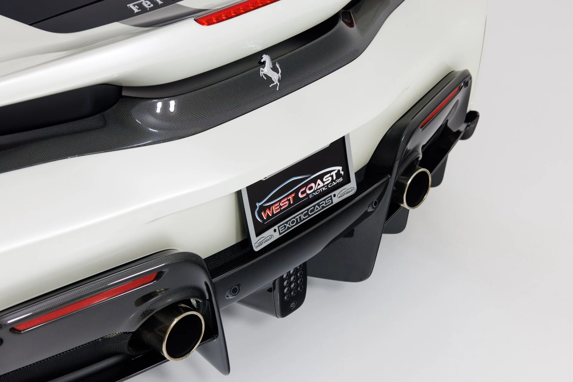 mph069_2417678082_Used_2020_Ferrari_488_Pista_1771886519_a6afb8613f
