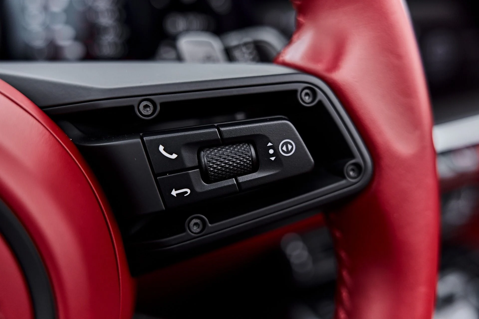 mph069_2441983720_Used_2024_Porsche_911_Turbo_S_1790988009_2b865c01be