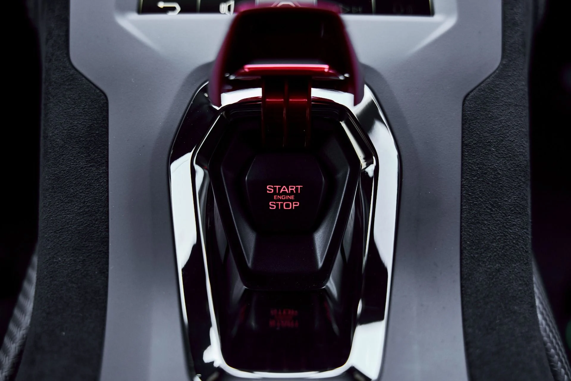 mph069_2458906826_Used_2022_Lamborghini_Huracan_STO_Base_1774488527_bf91f1bcd6