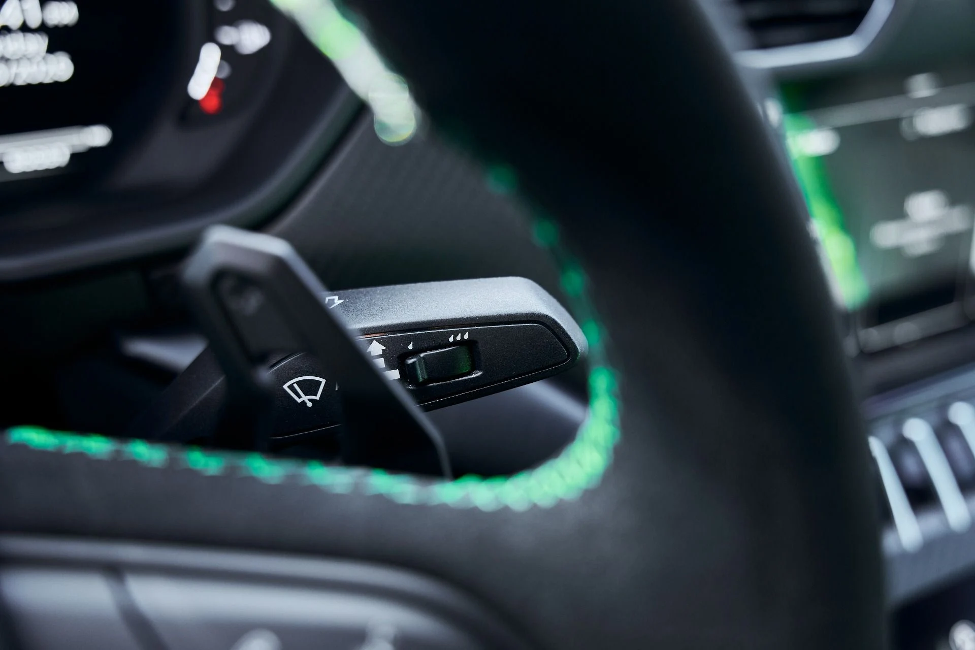 mph069_2507340525_Used_2024_Lamborghini_Urus_Performante_1772849166_2a6d81d854