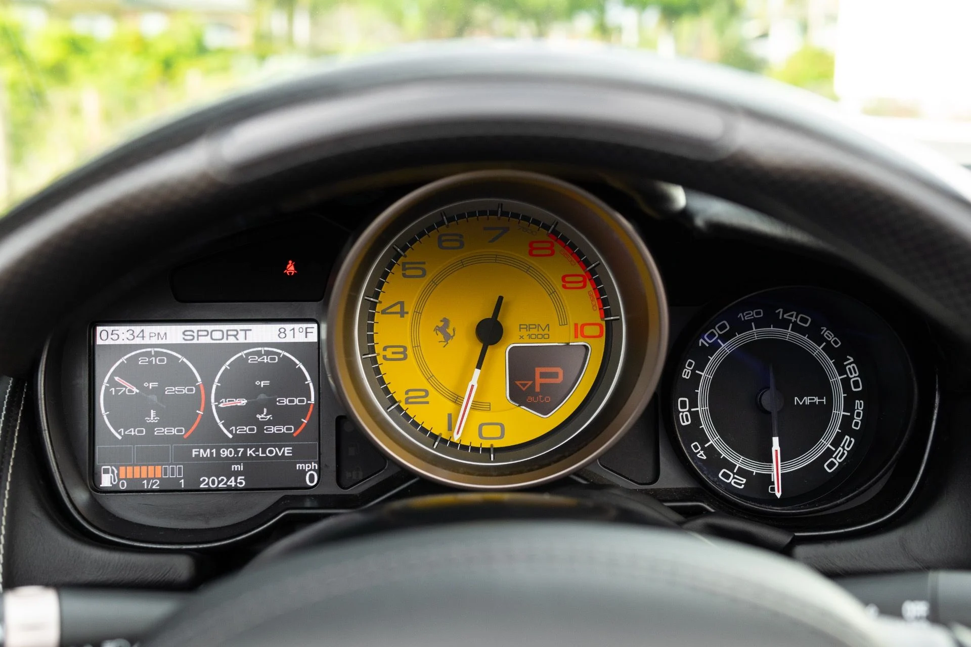 mph069_2510322701_Used_2014_Ferrari_California_1774924910_13b98d8a4b