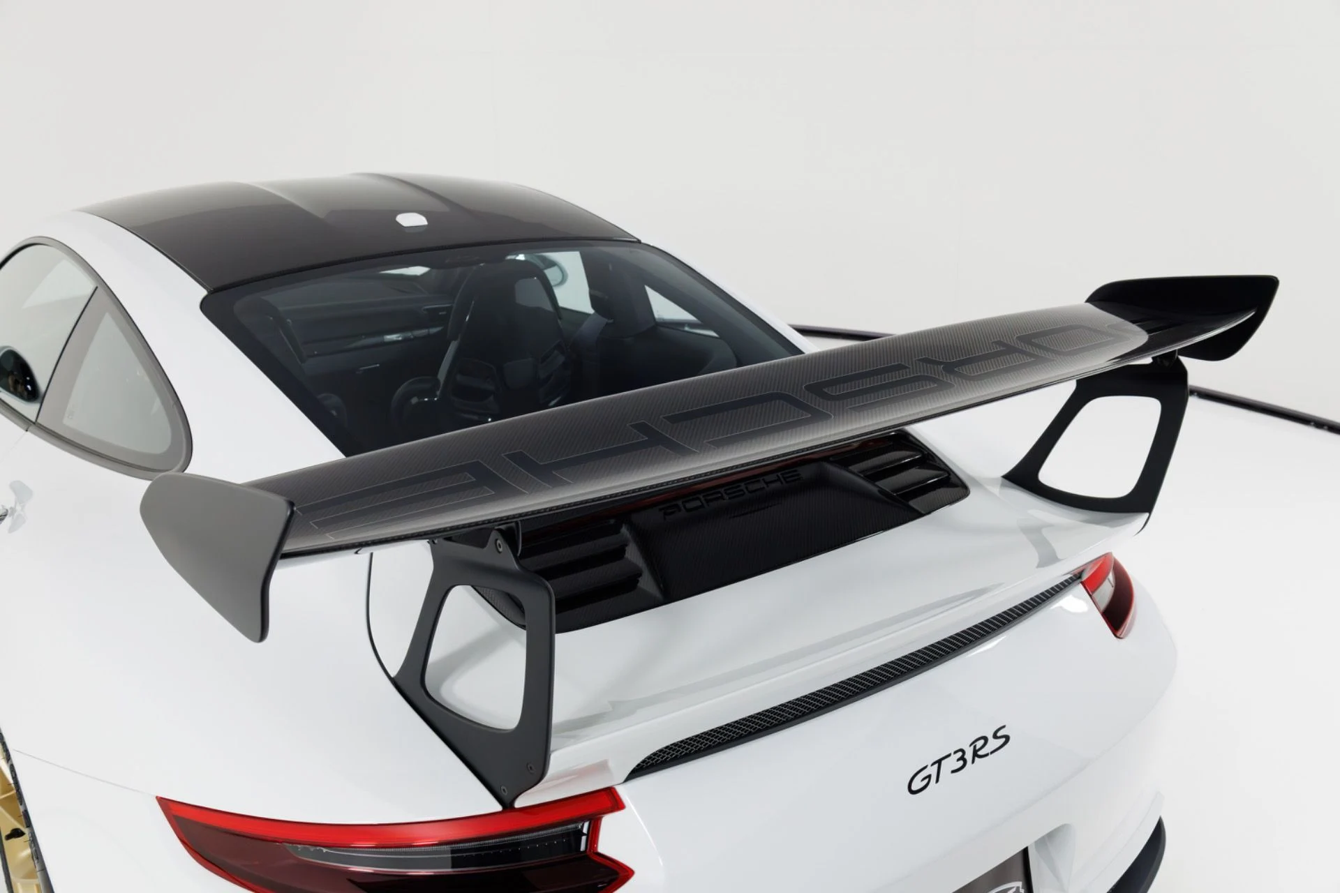 mph069_2546252522_Used_2019_Porsche_911_GT_3_RS_1774651742_f4e2195c77