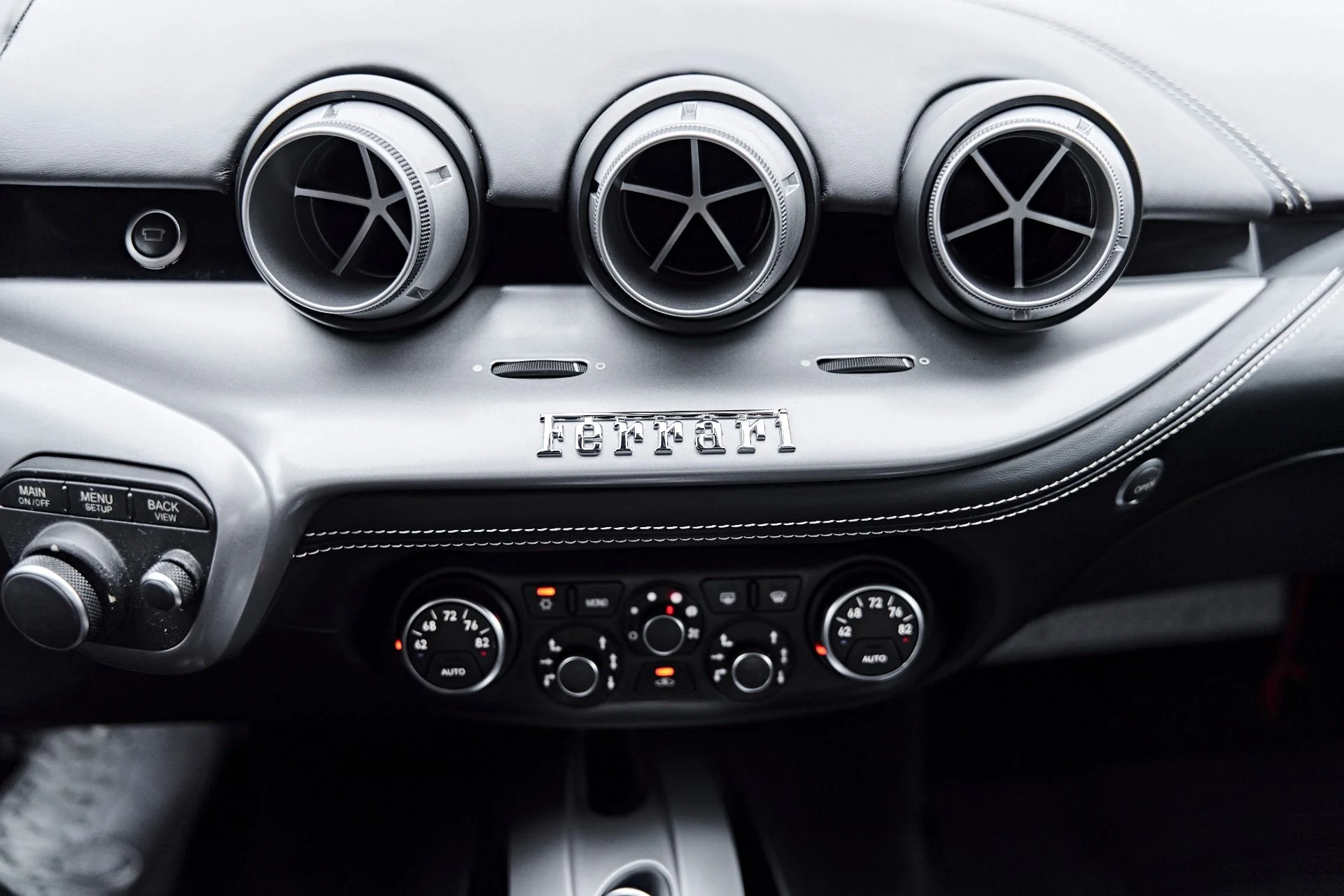 mph069_2685871856_Used_2015_Ferrari_F12_Berlinetta_1790206559_83dd88a30b
