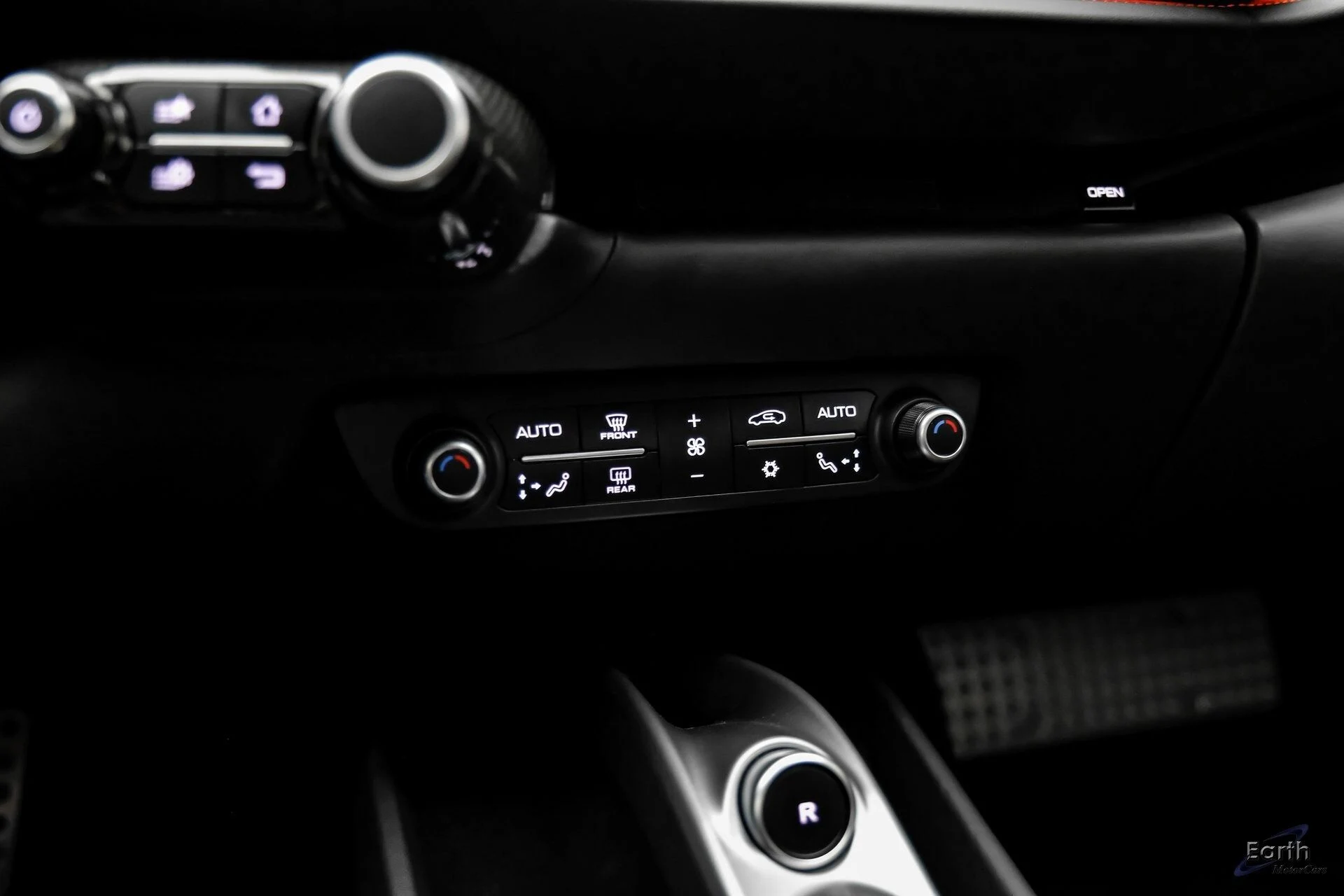 mph069_2752688340_0c90bacde3251236bf256d7e7a4b1907x_c575e1b464