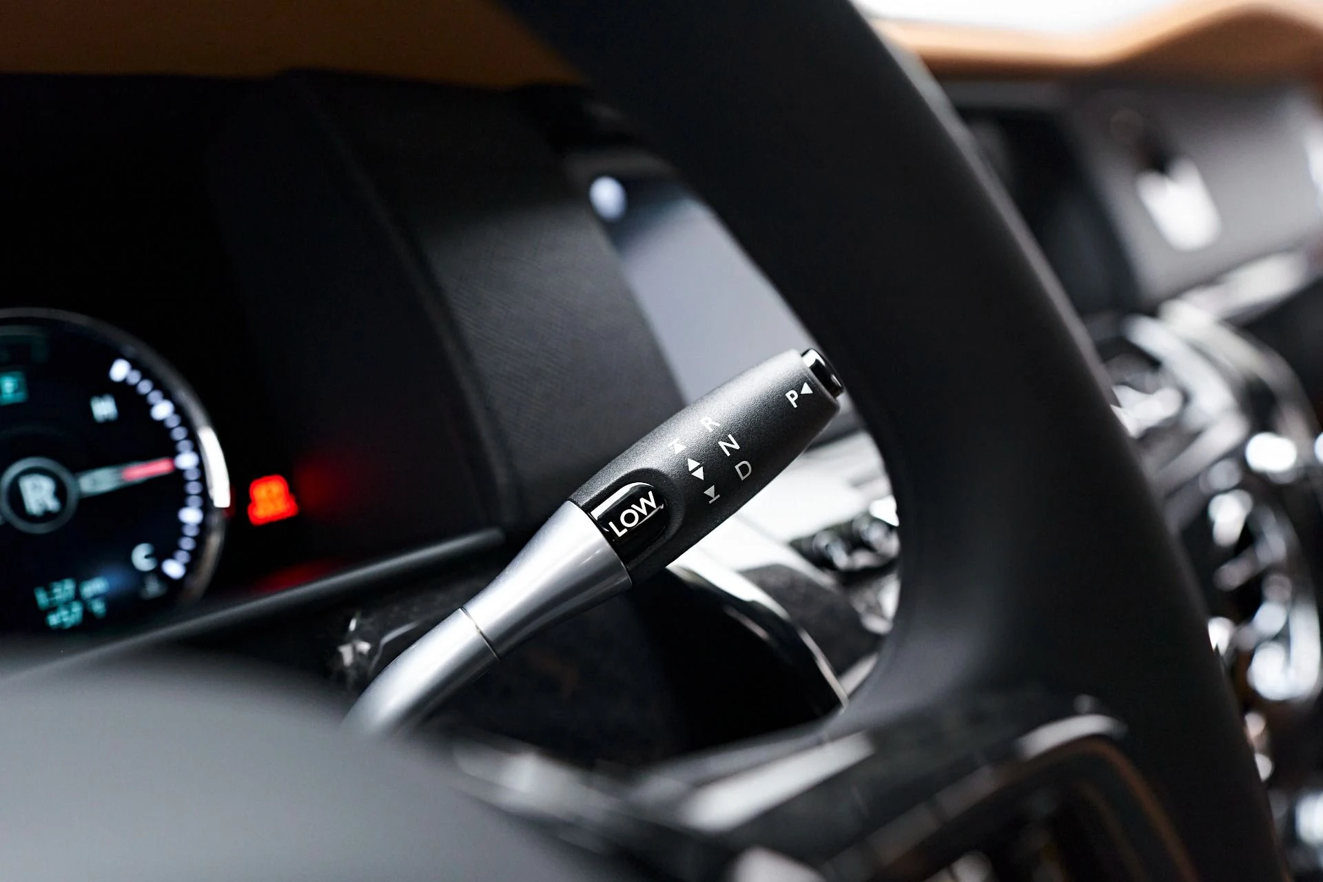 mph069_2767537592_Used_2022_Rolls_Royce_Cullinan_Base_1679686724_017f468585