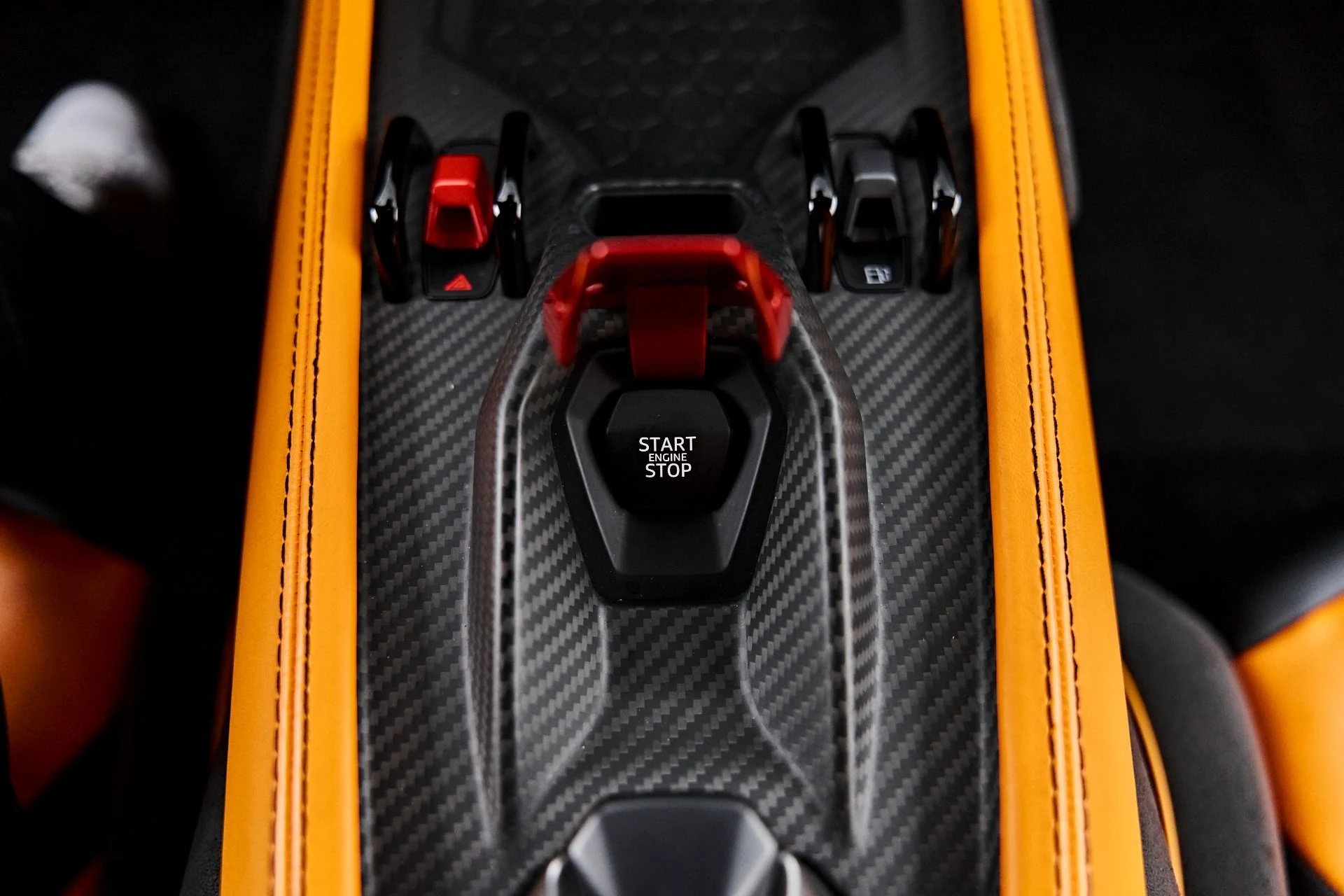 mph069_279848963_Used_2024_Lamborghini_Revuelto_Base_1789623496_d557b6e5b0
