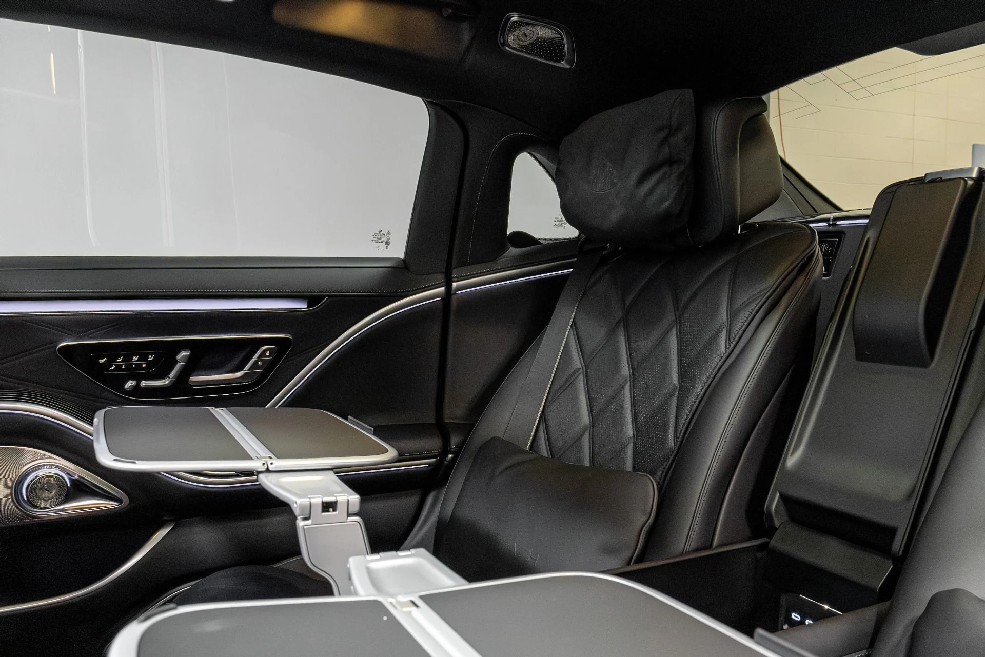 mph069_2813350828_Used_2024_Mercedes_Benz_S_Class_Maybach_S_680_4_MATIC_1764625509_5da6735f5e