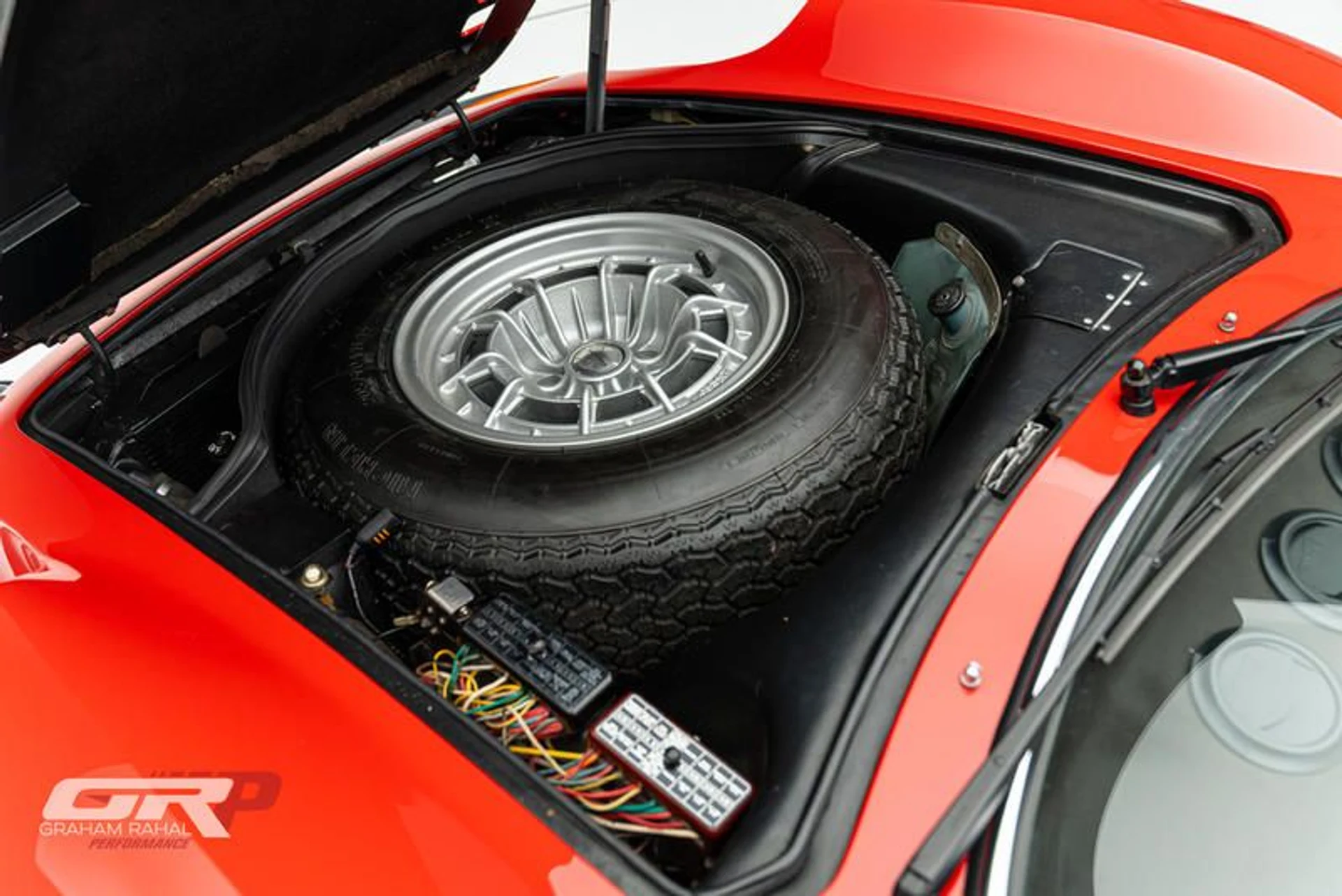 mph069_2833227306_B064_FAF_8_CEC_2_40_BF_BD_5_A_1_A8_B4003_F3_C8_56b1a2f40b