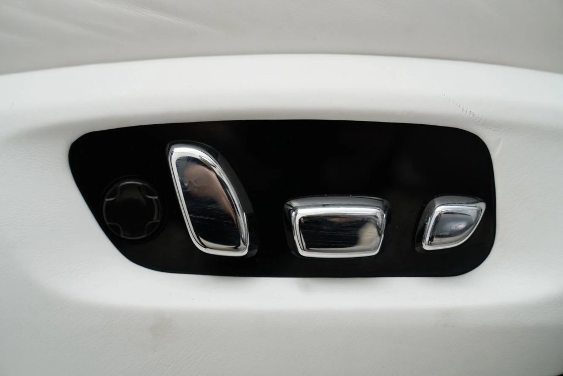 mph069_2845929129_t6iqfu2gs1176bwpcgwyvd86cyxc_2818319487