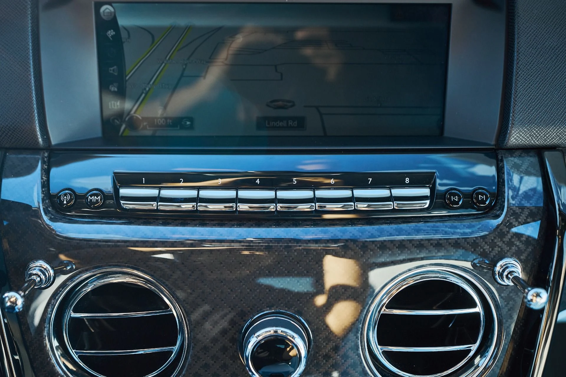 mph069_2858936646_Used_2022_Rolls_Royce_Cullinan_Black_Badge_1765411160_23569b7cc1