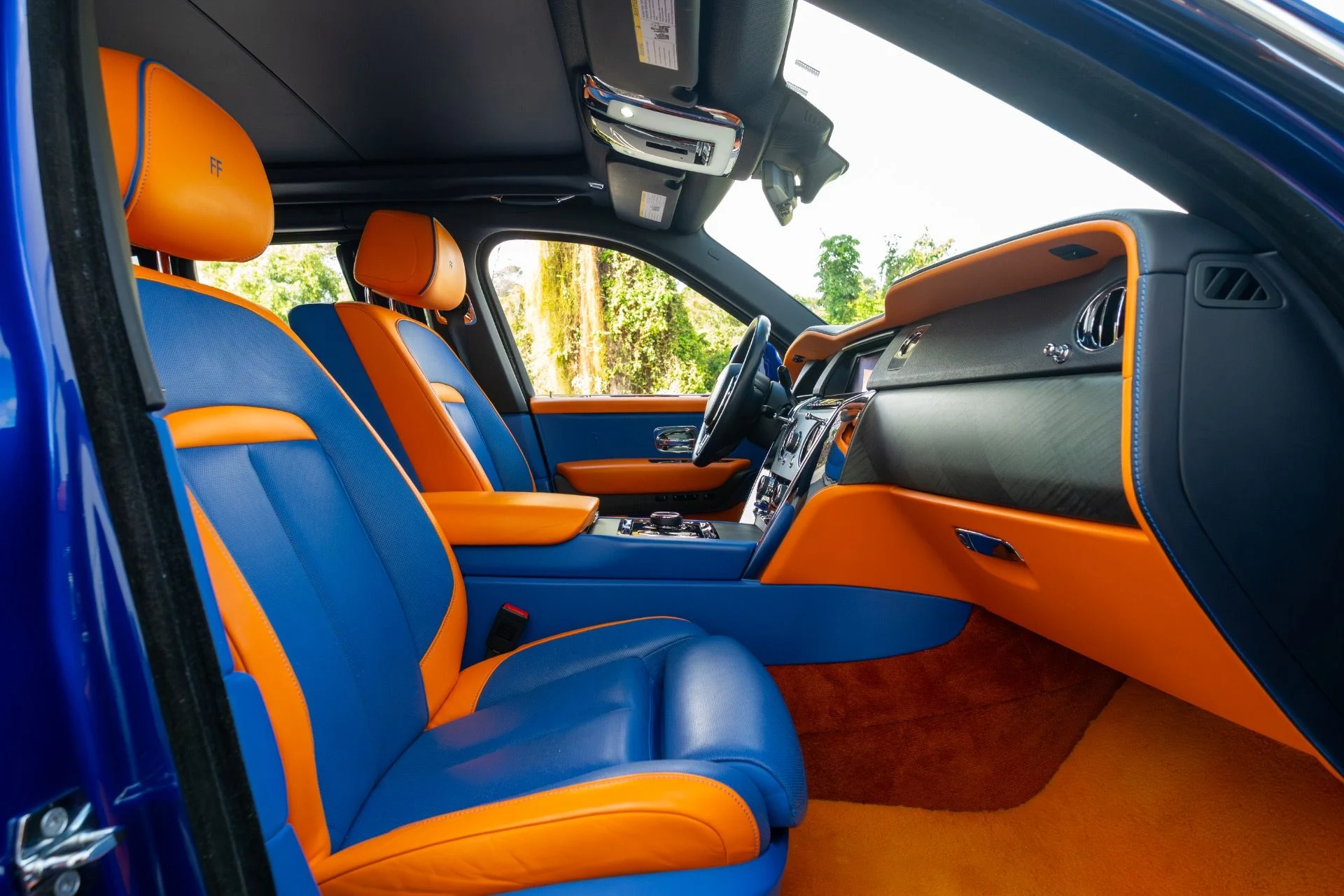 mph069_2865778893_Used_2019_Rolls_Royce_Cullinan_1764189669_cd4feac8ce