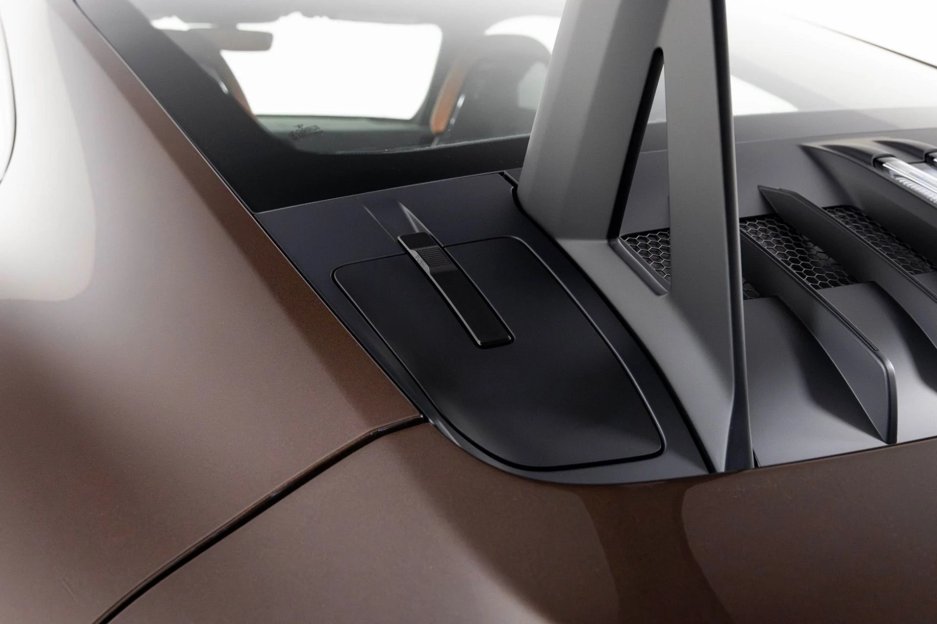 mph069_2982238941_Used_2025_Porsche_911_GT_3_RS_1764100573_d0a8306e7d