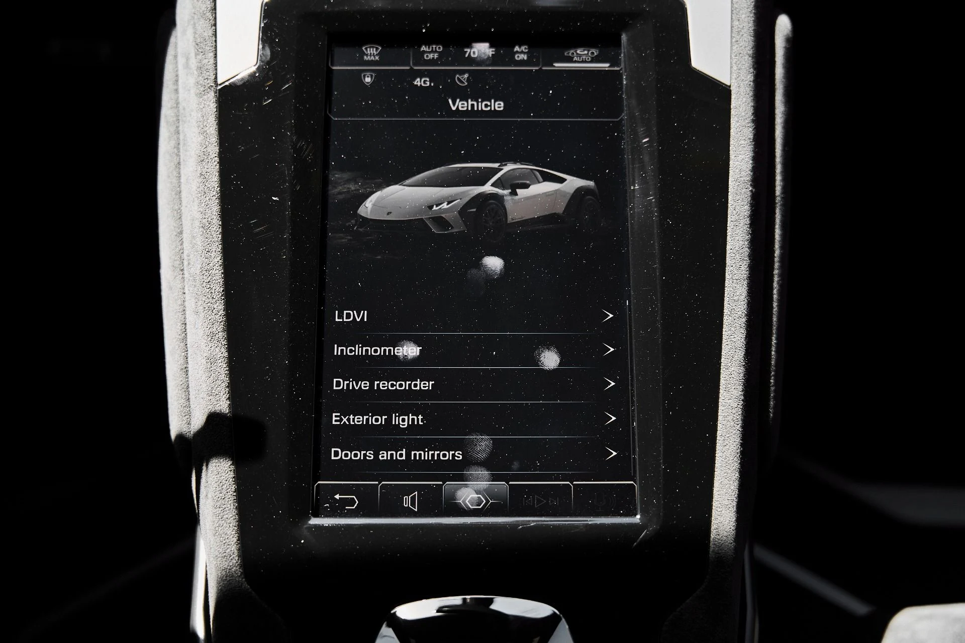 mph069_3011673541_Used_2023_Lamborghini_Huracan_Sterrato_Base_1776823510_d79eada519